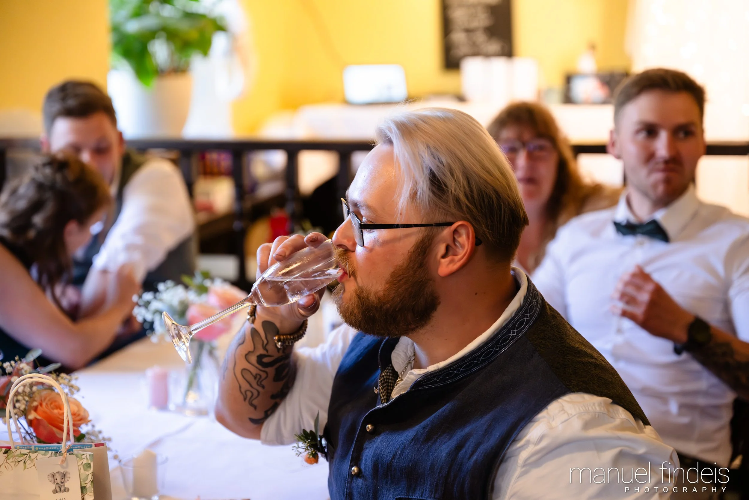 0705_Hochzeit_VuA_www.manuelfindeis.com.jpg