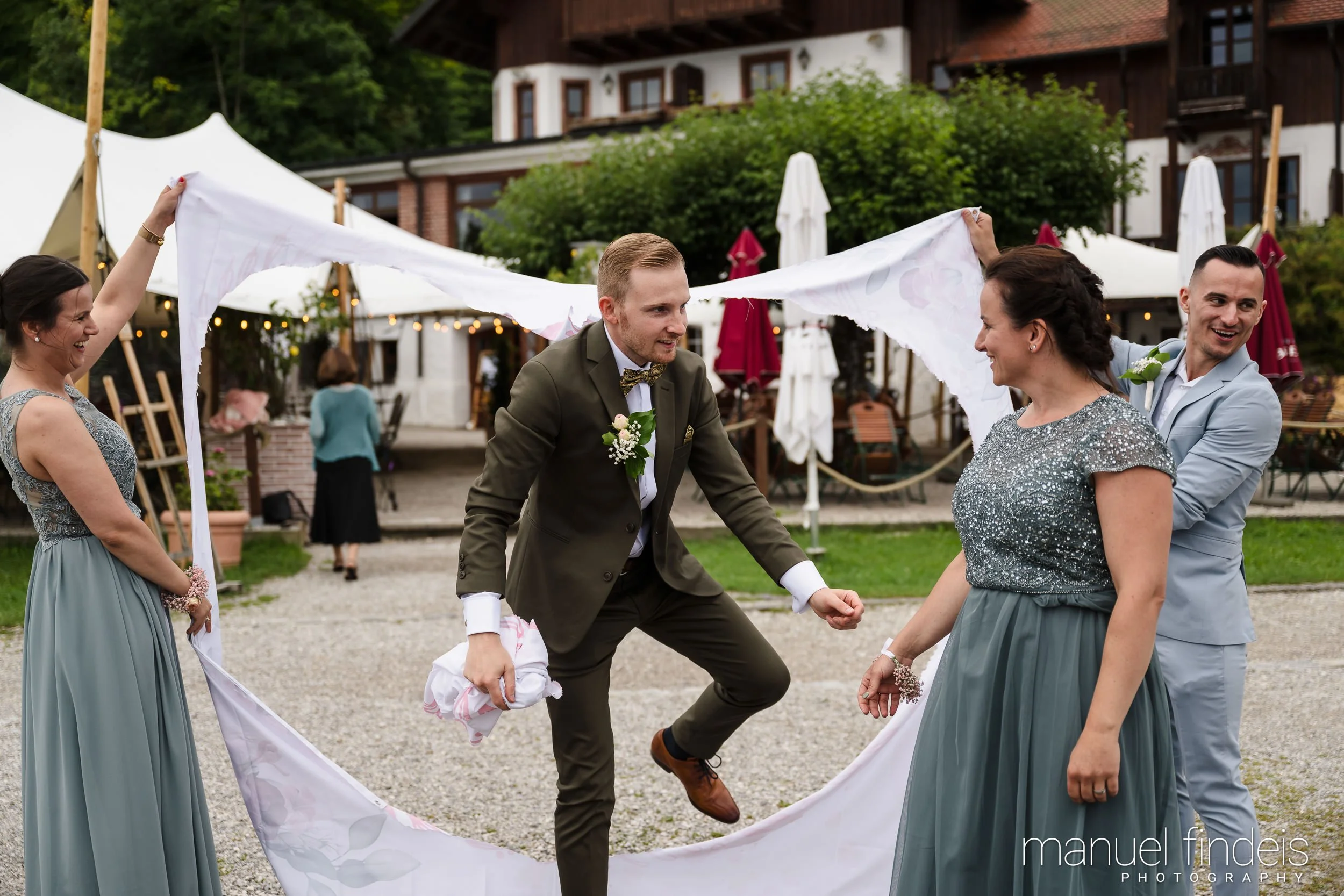 0608_Hochzeit-AuJ_www.manuelfindeis.com.jpg