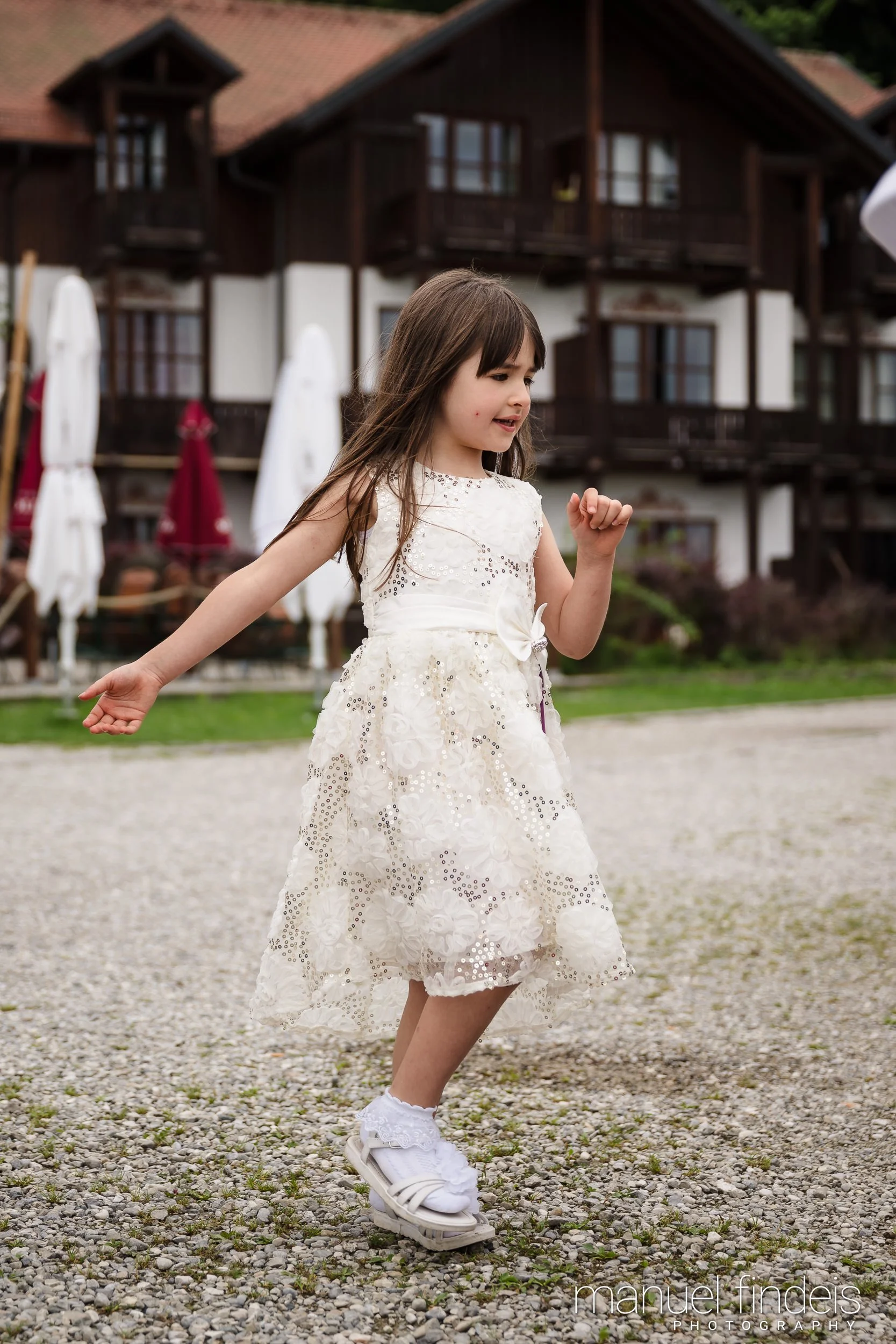 0699_Hochzeit-AuJ_www.manuelfindeis.com.jpg