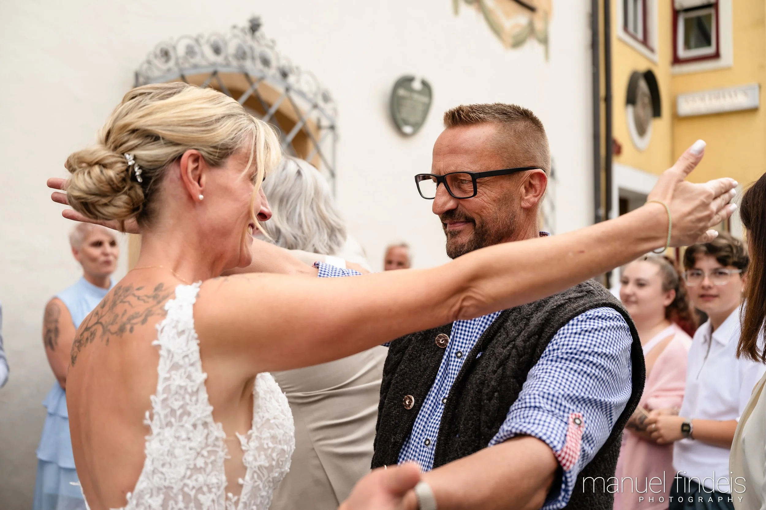 0275_Hochzeit_CuR_www.manuelfindeis.com.jpg
