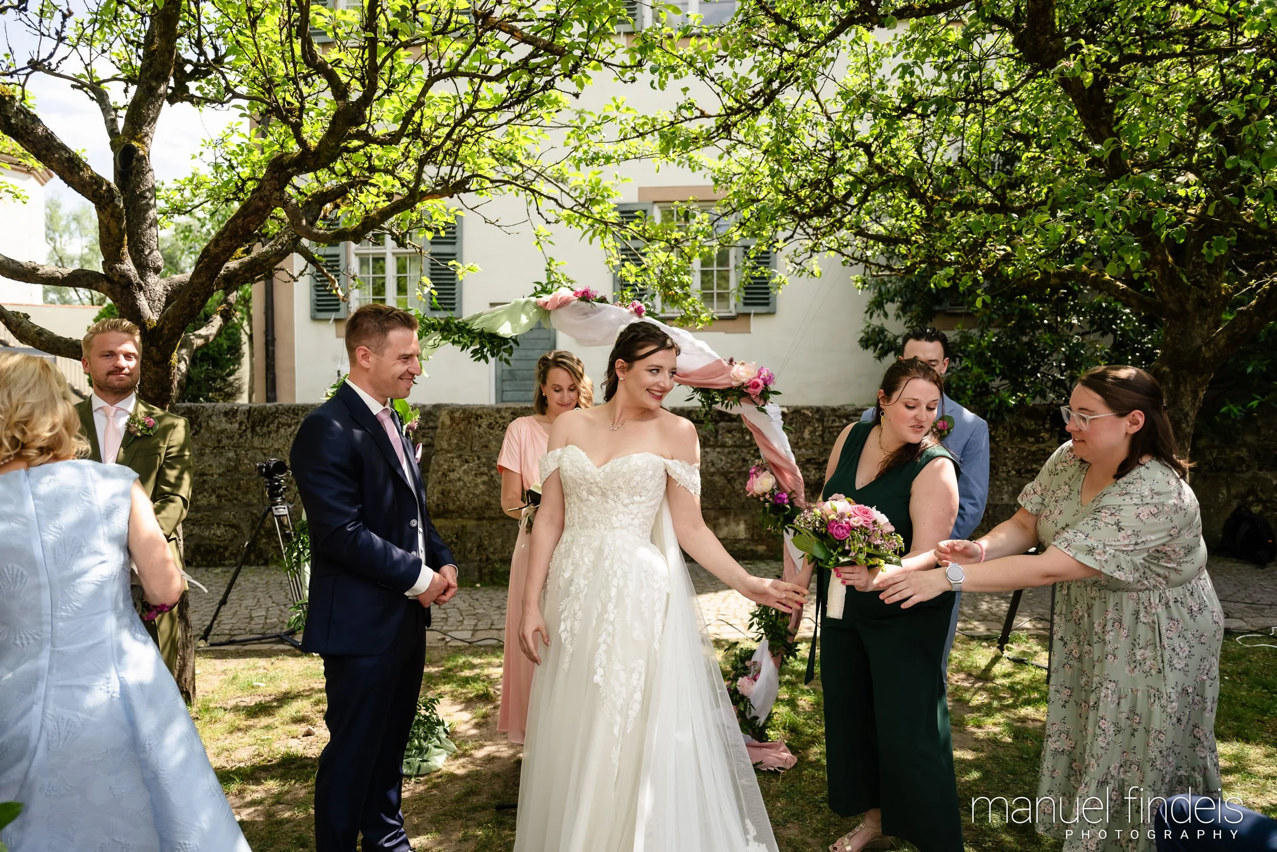 0101_Hochzeit_RuS_www.manuelfindeis.com.jpg