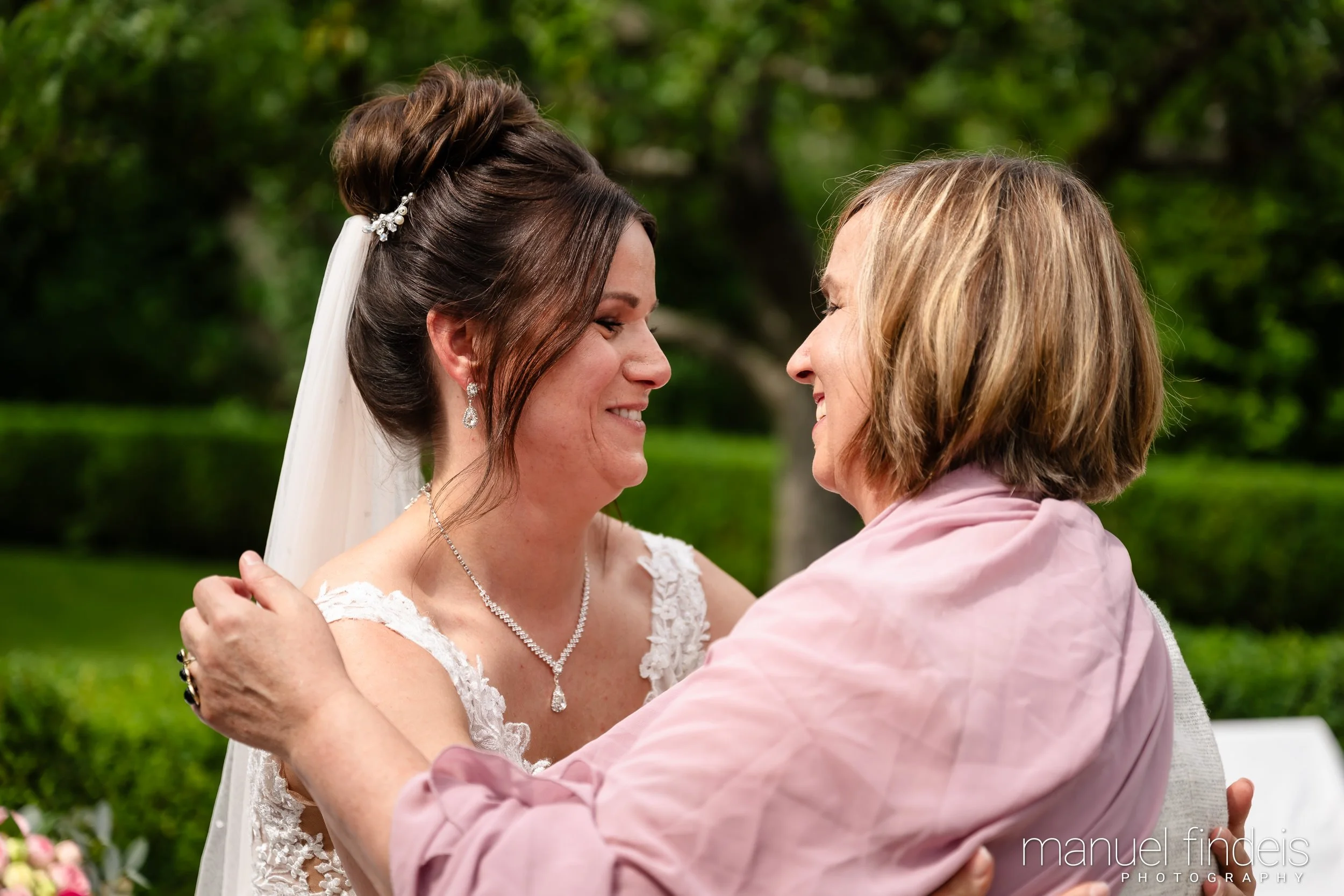 0264_Hochzeit-SuF_www.manuelfindeis.com.jpg