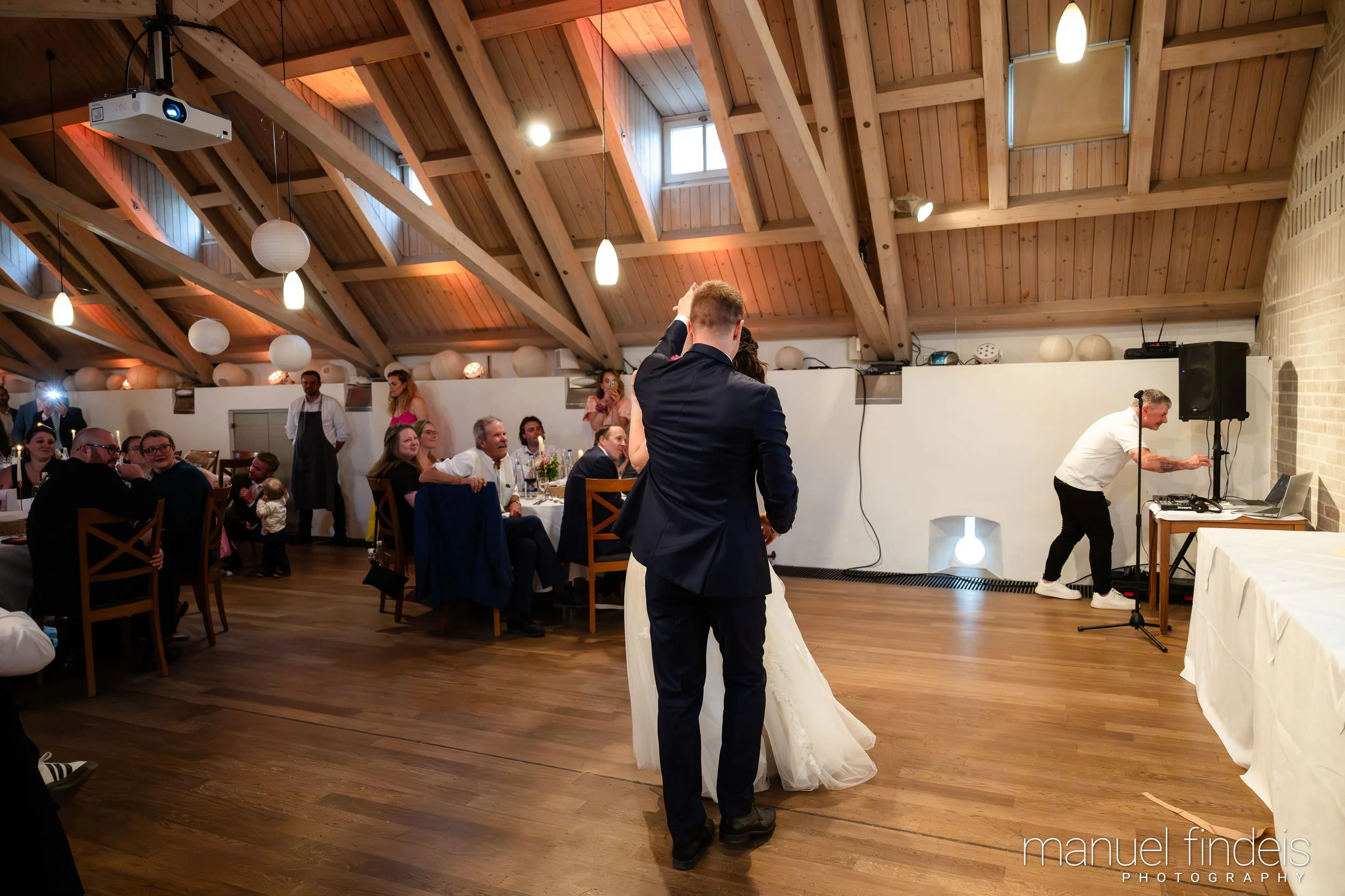 0662_Hochzeit_Rus_www.manuelfindeis.com.jpg