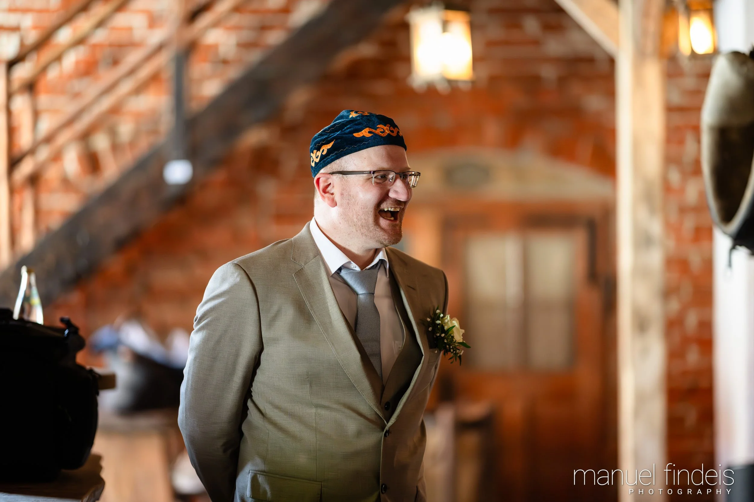 0612_Hochzeit-LUM_www.manuelfindeis.com.jpg
