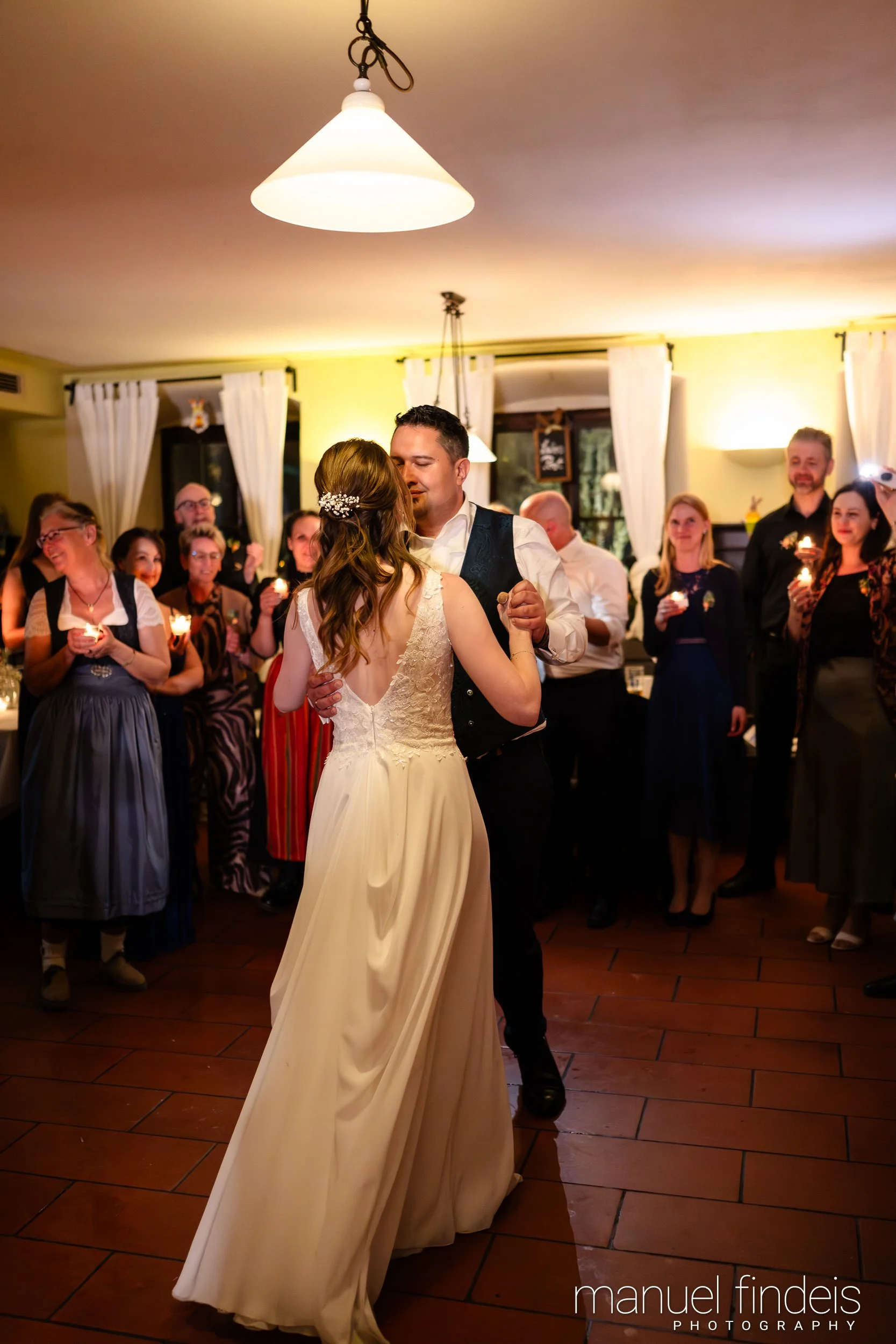 0956_Hochzeit_VuA_www.manuelfindeis.com.jpg