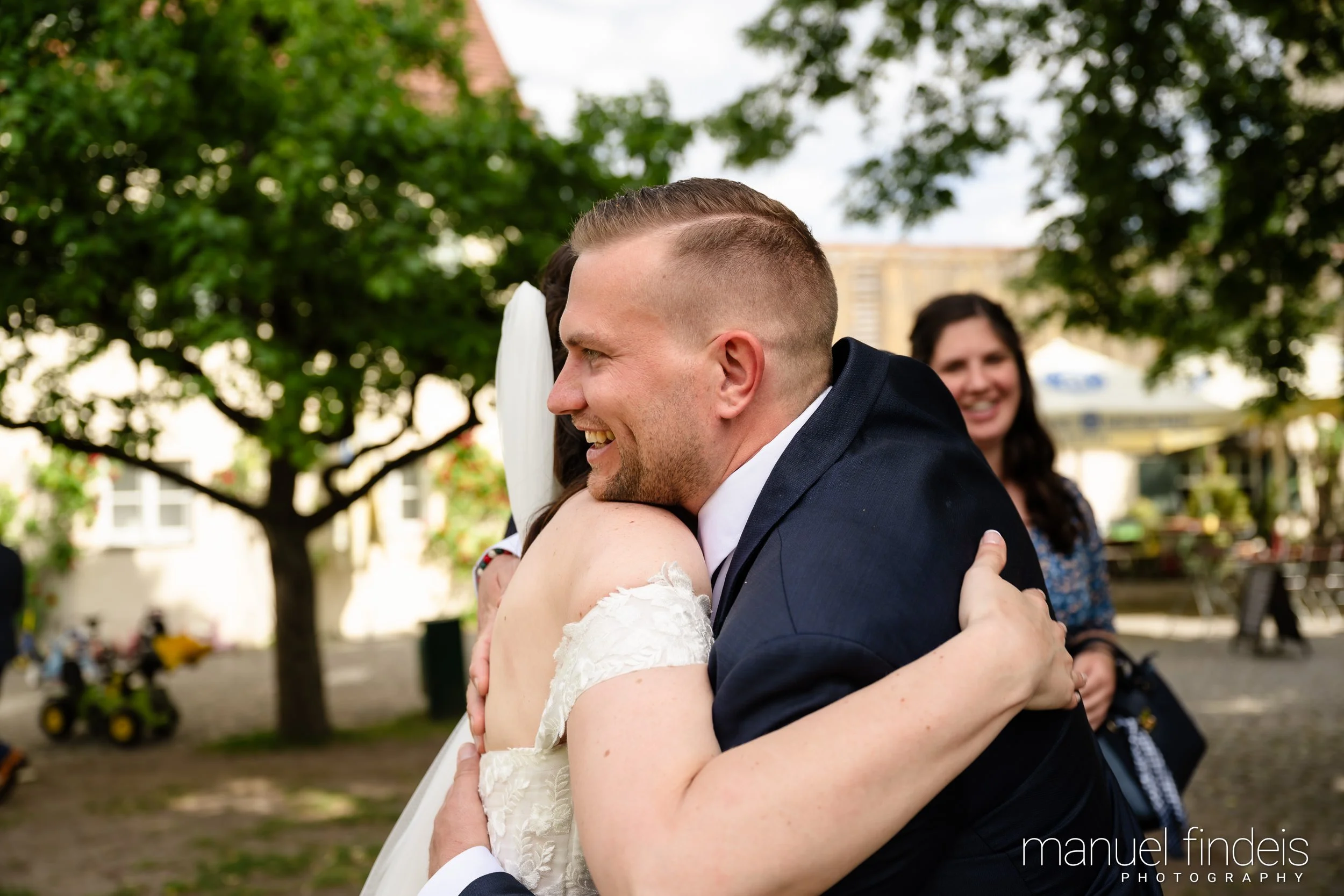 0335_Hochzeit_RuS_www.manuelfindeis.com.jpg
