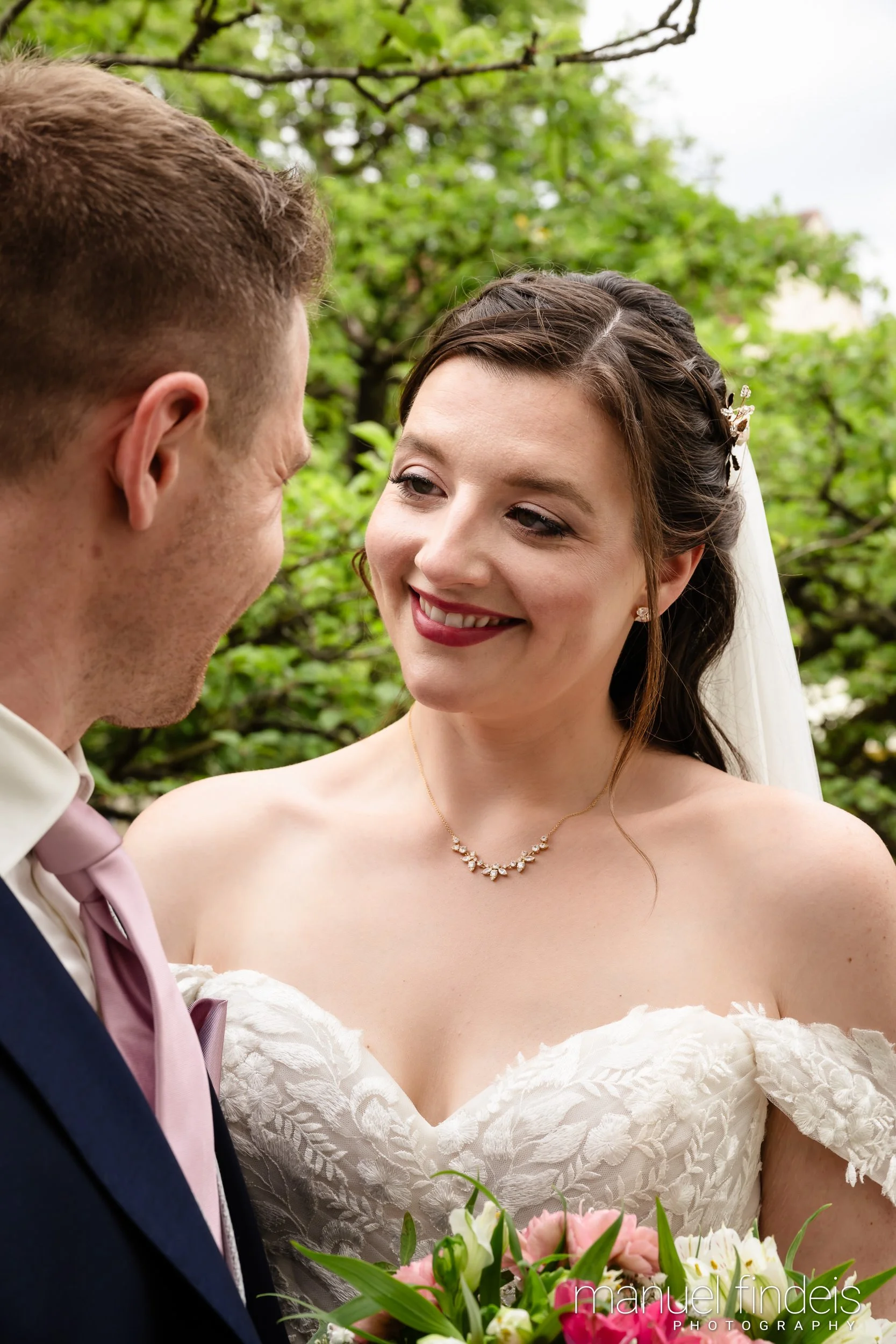 0057_Hochzeit_RuS_www.manuelfindeis.com.jpg