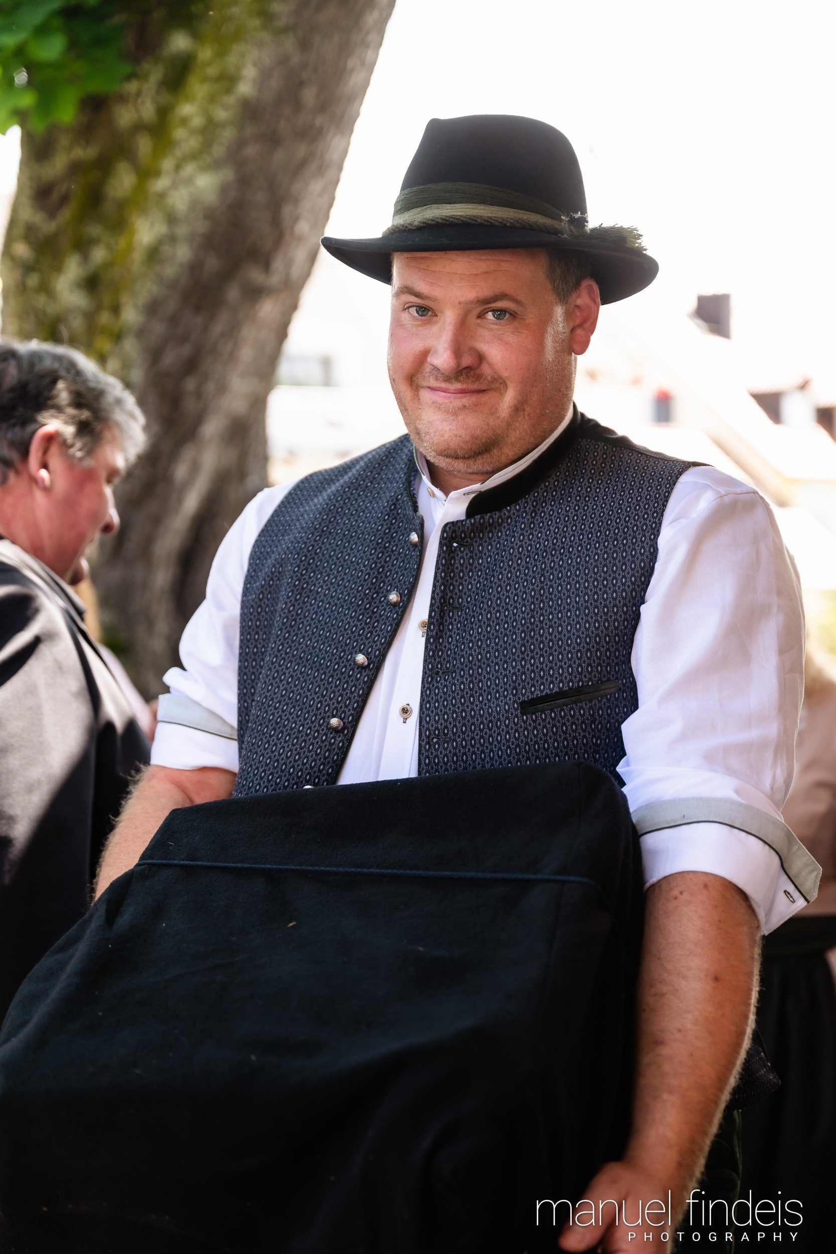 0479_Hochzeit_RundS_www.manuelfindeis.com.jpg