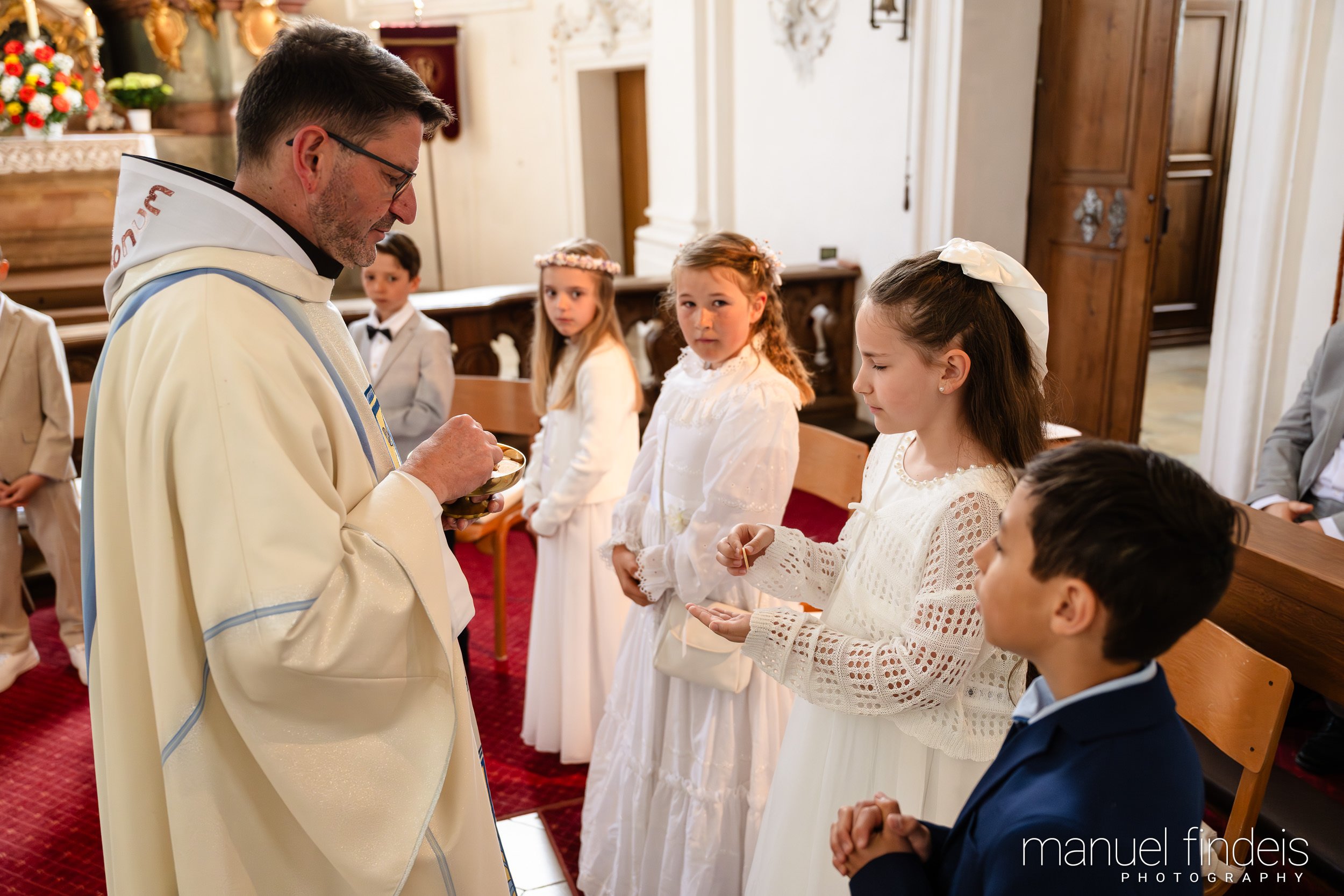 0445_Erstkommunion_2026_www.manuelfindeis.com.jpg