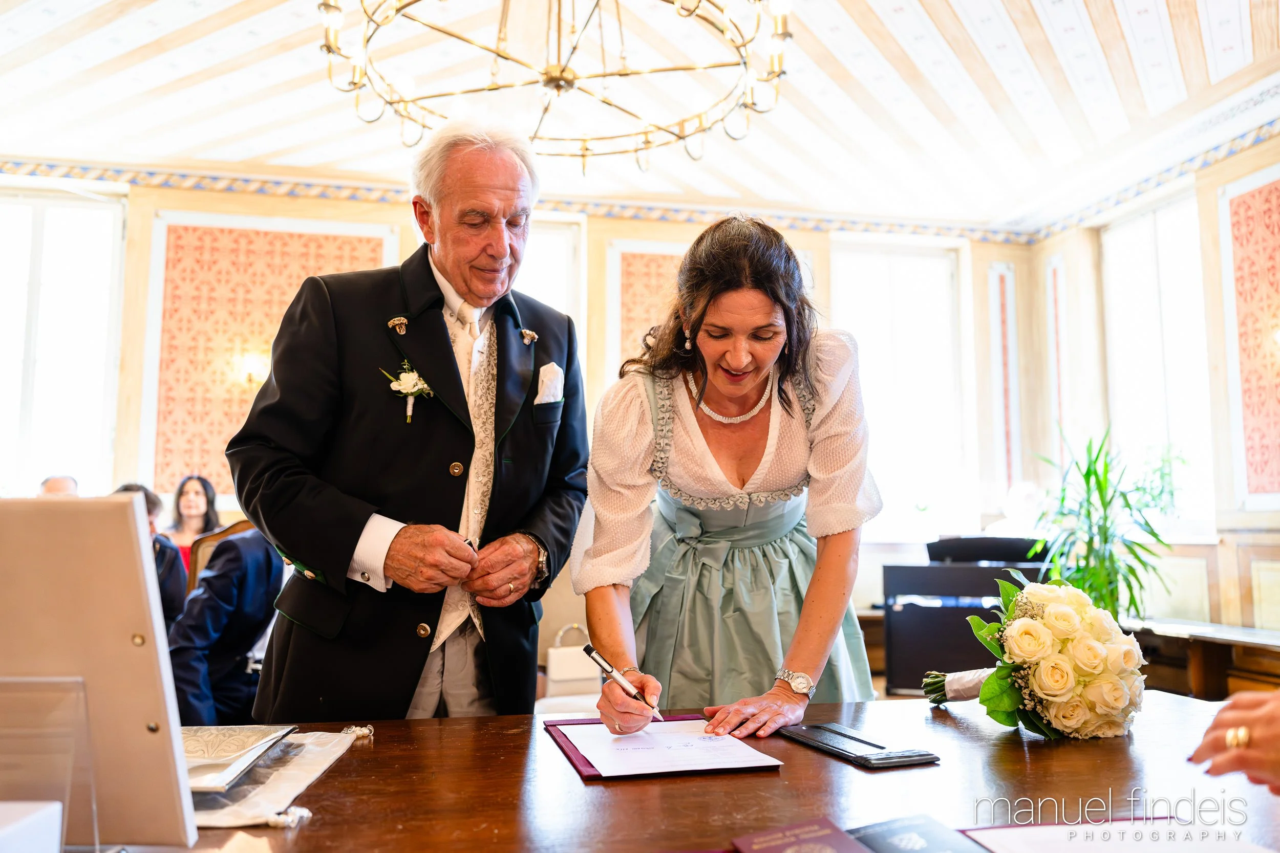 0158_Hochzeit_AuE_www.manuelfindeis.com.jpg
