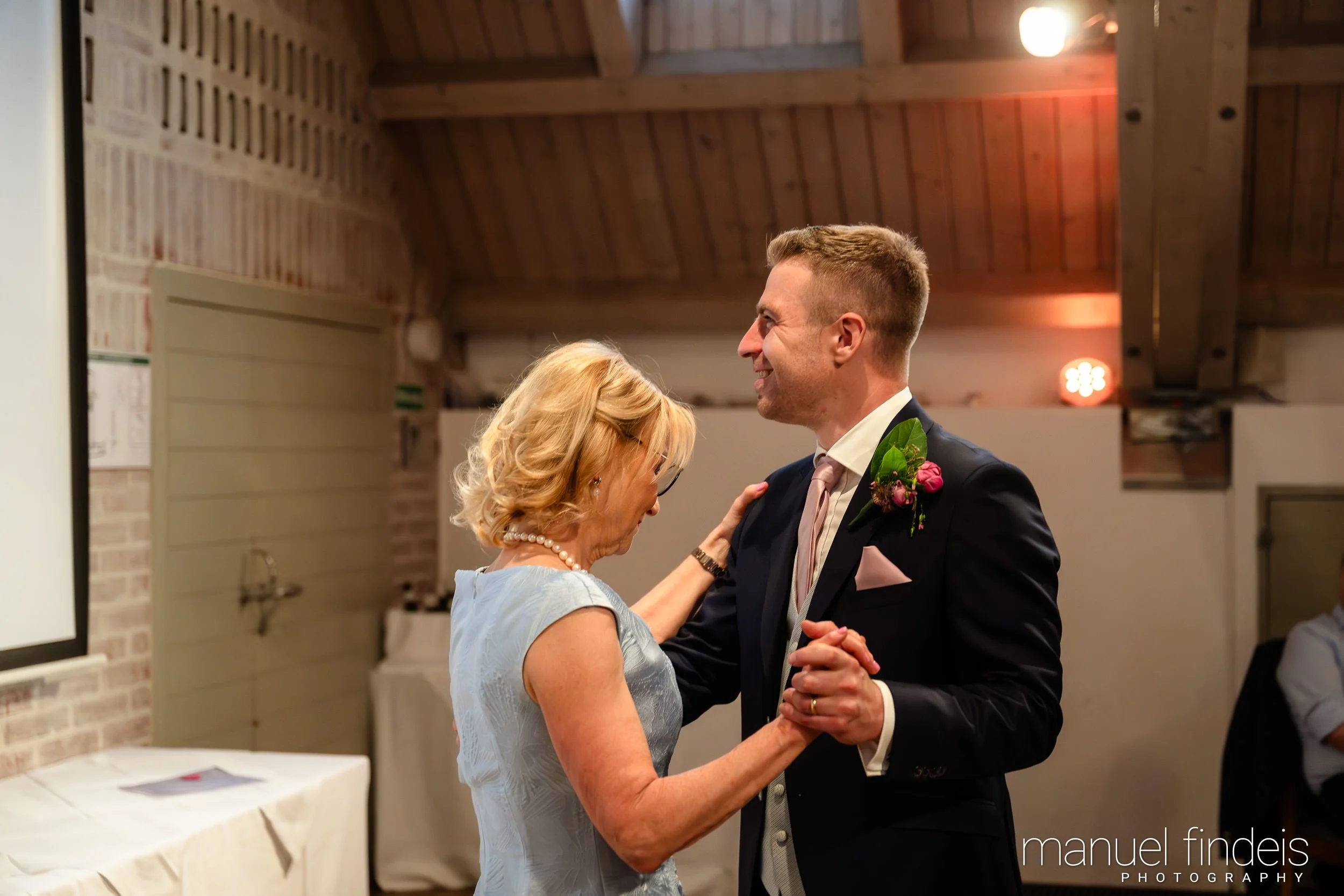0775_Hochzeit_Rus_www.manuelfindeis.com.jpg