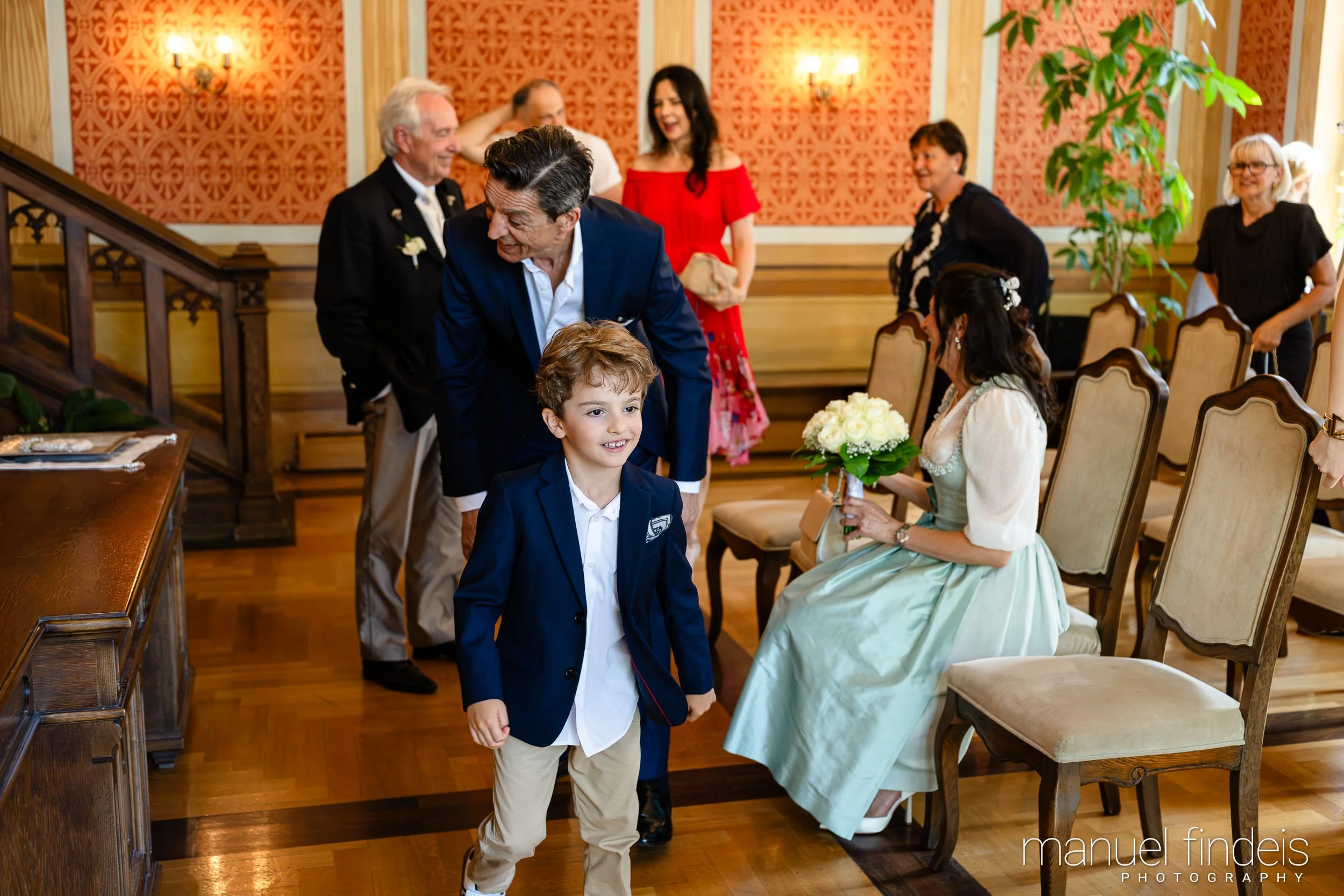 0194_Hochzeit_AuE_www.manuelfindeis.com.jpg