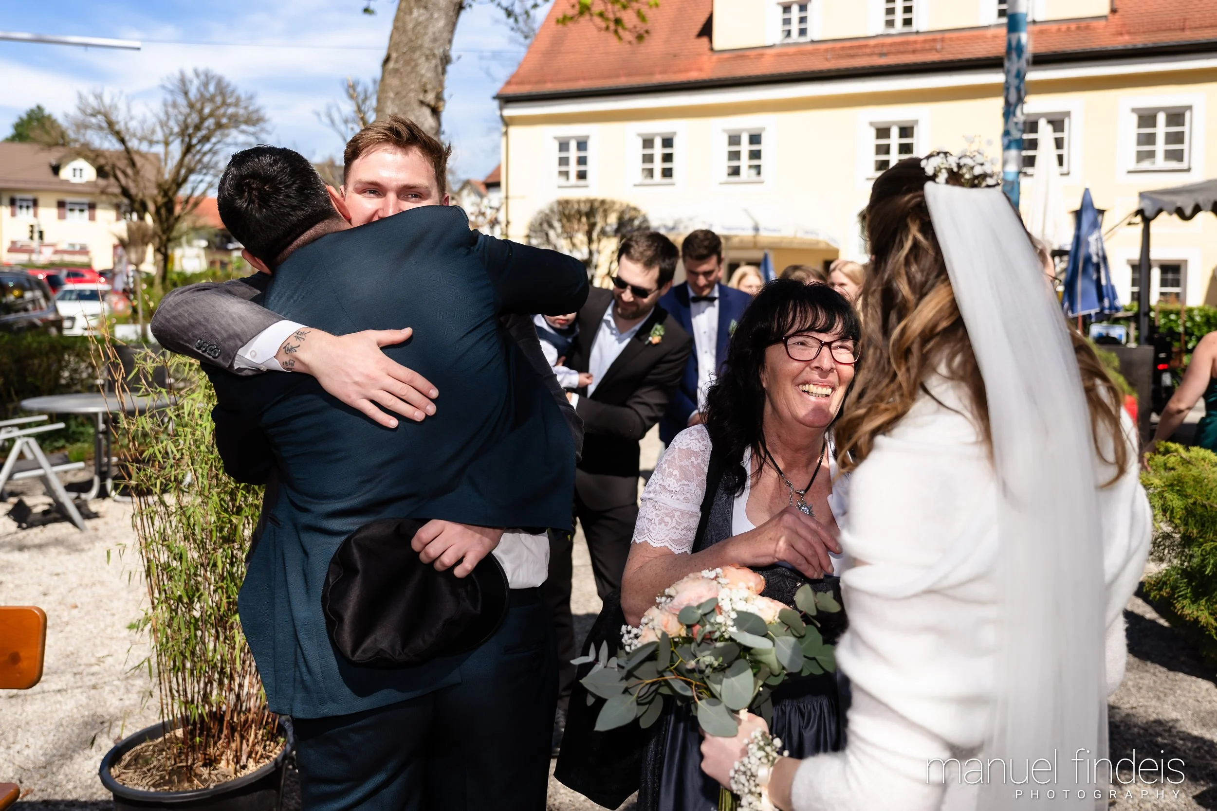 0413_Hochzeit_VuA_www.manuelfindeis.com.jpg
