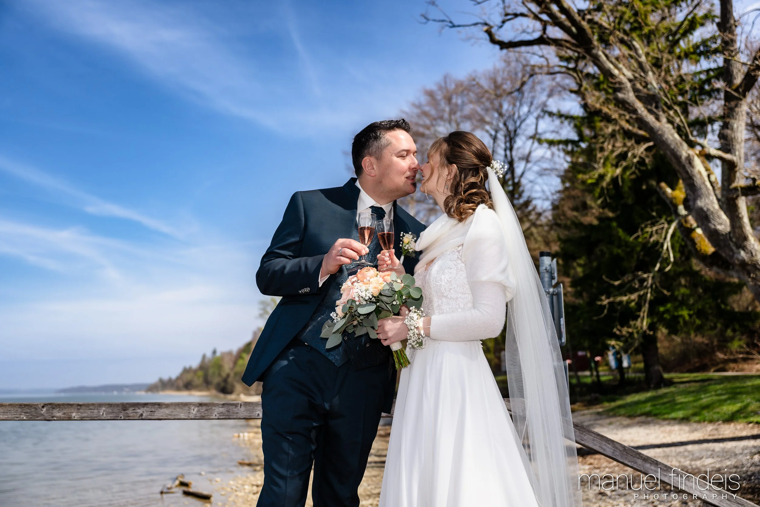 0057_Hochzeit_VuA_www.manuelfindeis.com.jpg