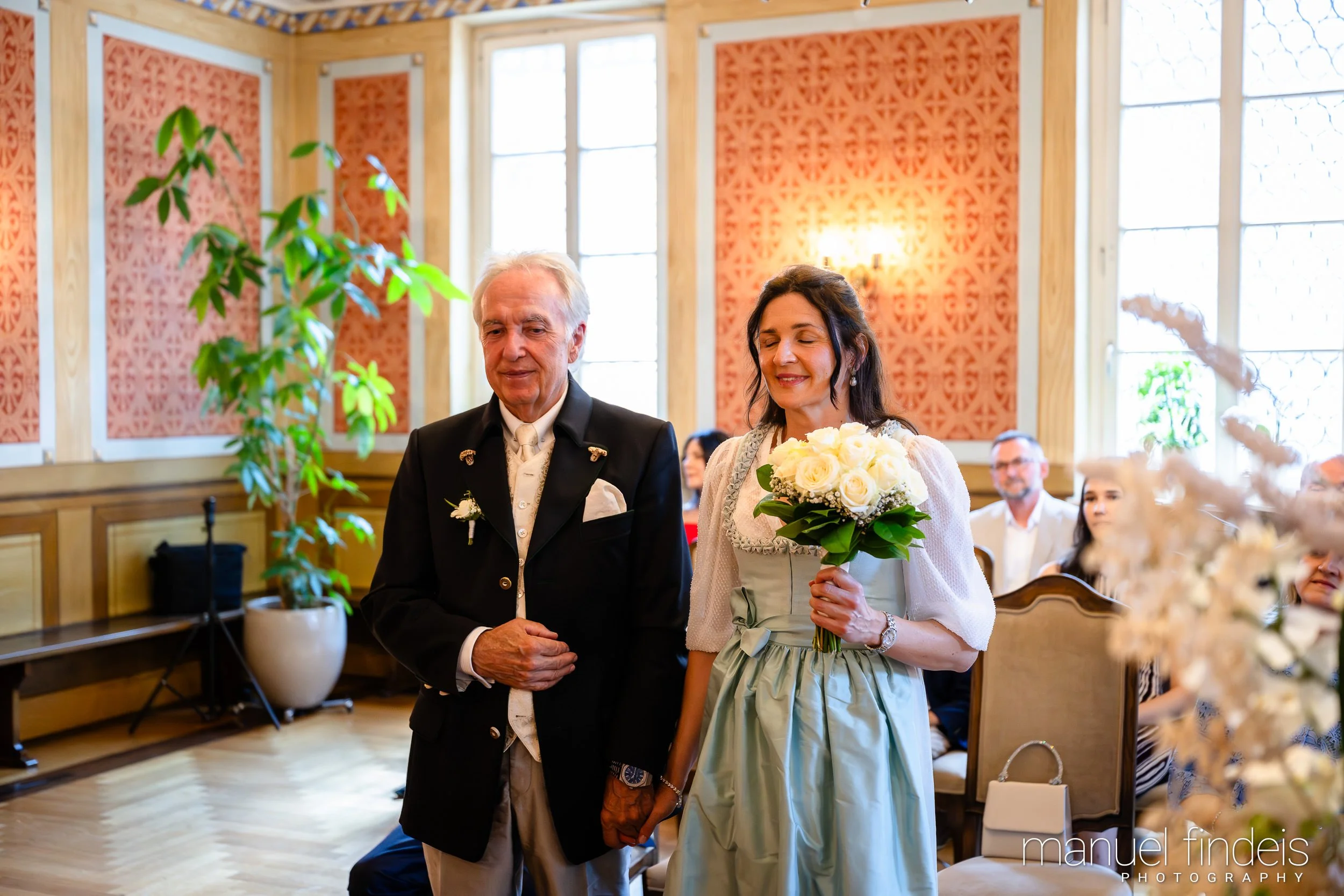 0098_Hochzeit_AuE_www.manuelfindeis.com.jpg