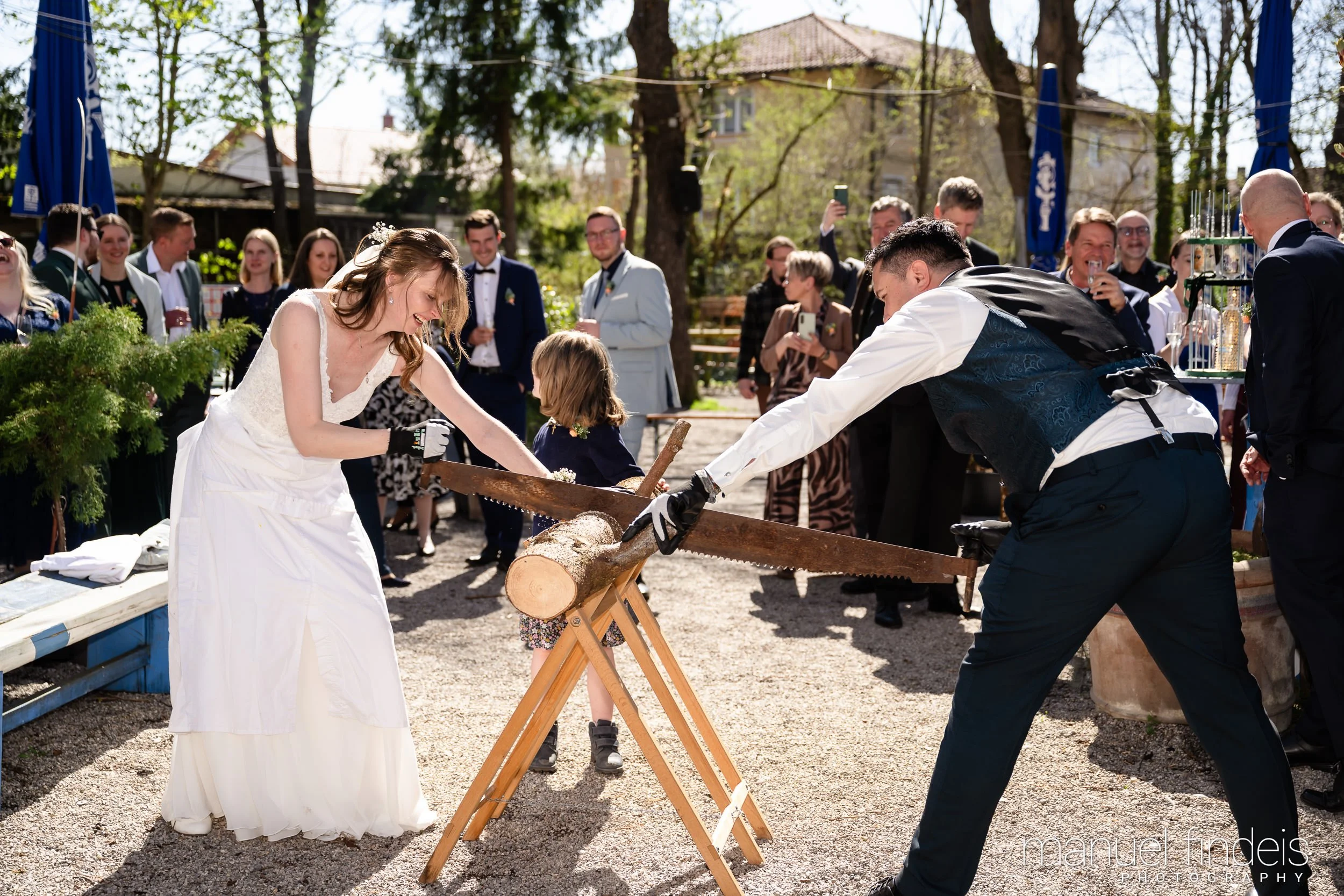 0571_Hochzeit_VuA_www.manuelfindeis.com.jpg