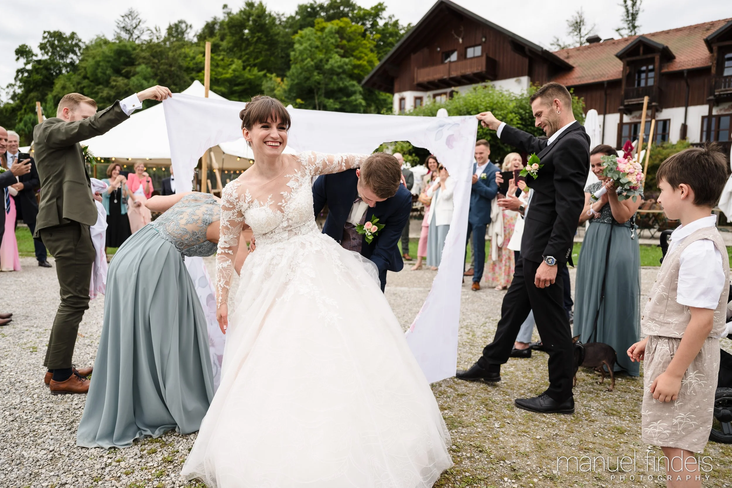 0578_Hochzeit-AuJ_www.manuelfindeis.com.jpg