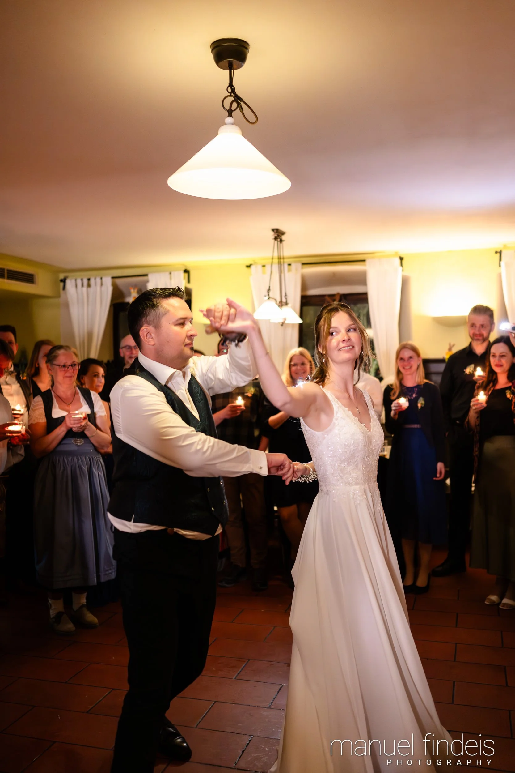 0944_Hochzeit_VuA_www.manuelfindeis.com.jpg