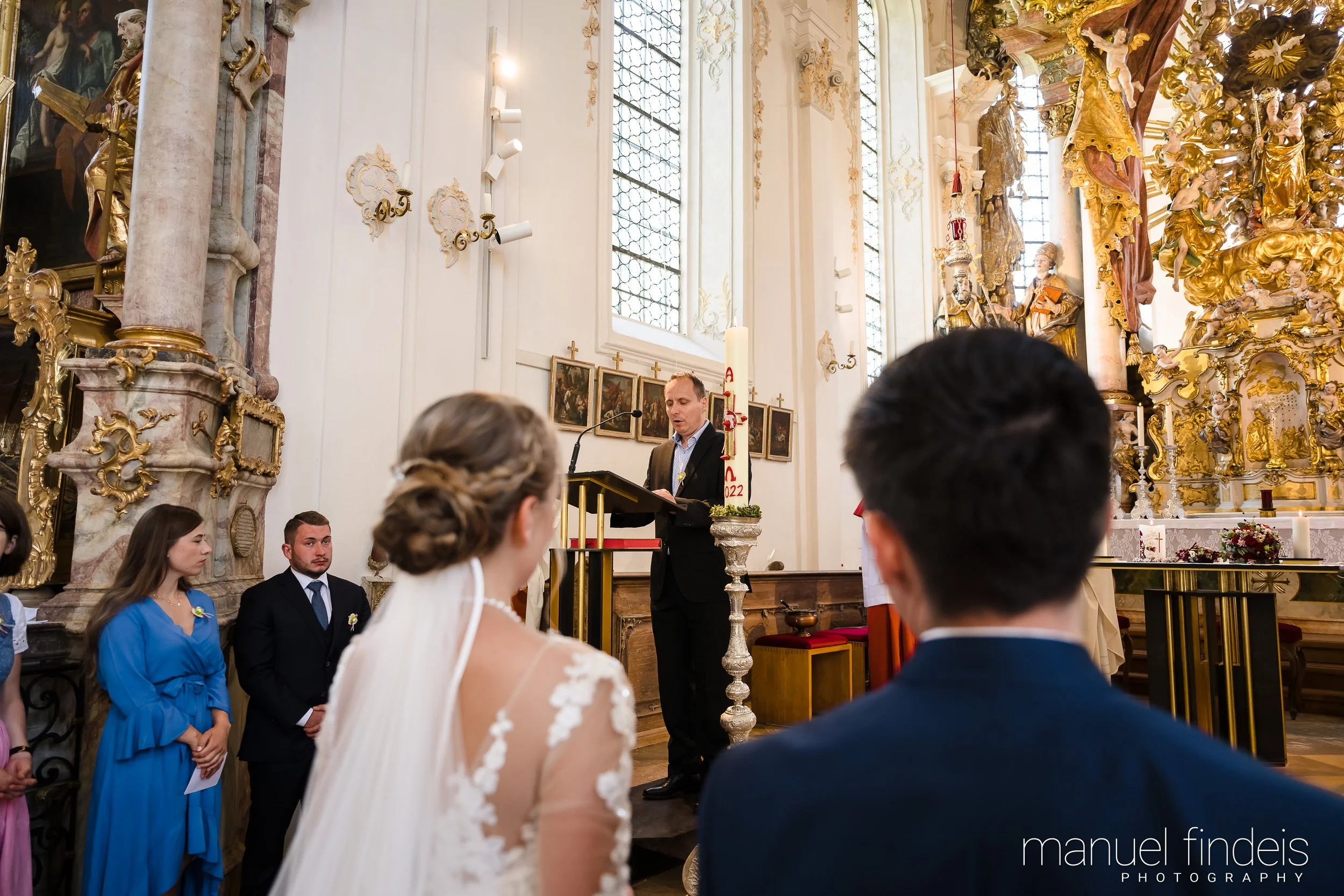0399_Hochzeit-MuR-Kirche_www.manuelfindeis.com.jpg