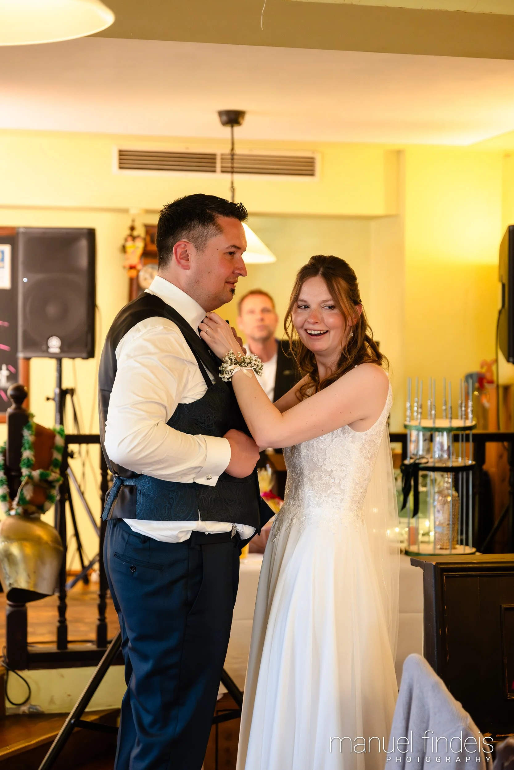 0796_Hochzeit_VuA_www.manuelfindeis.com.jpg