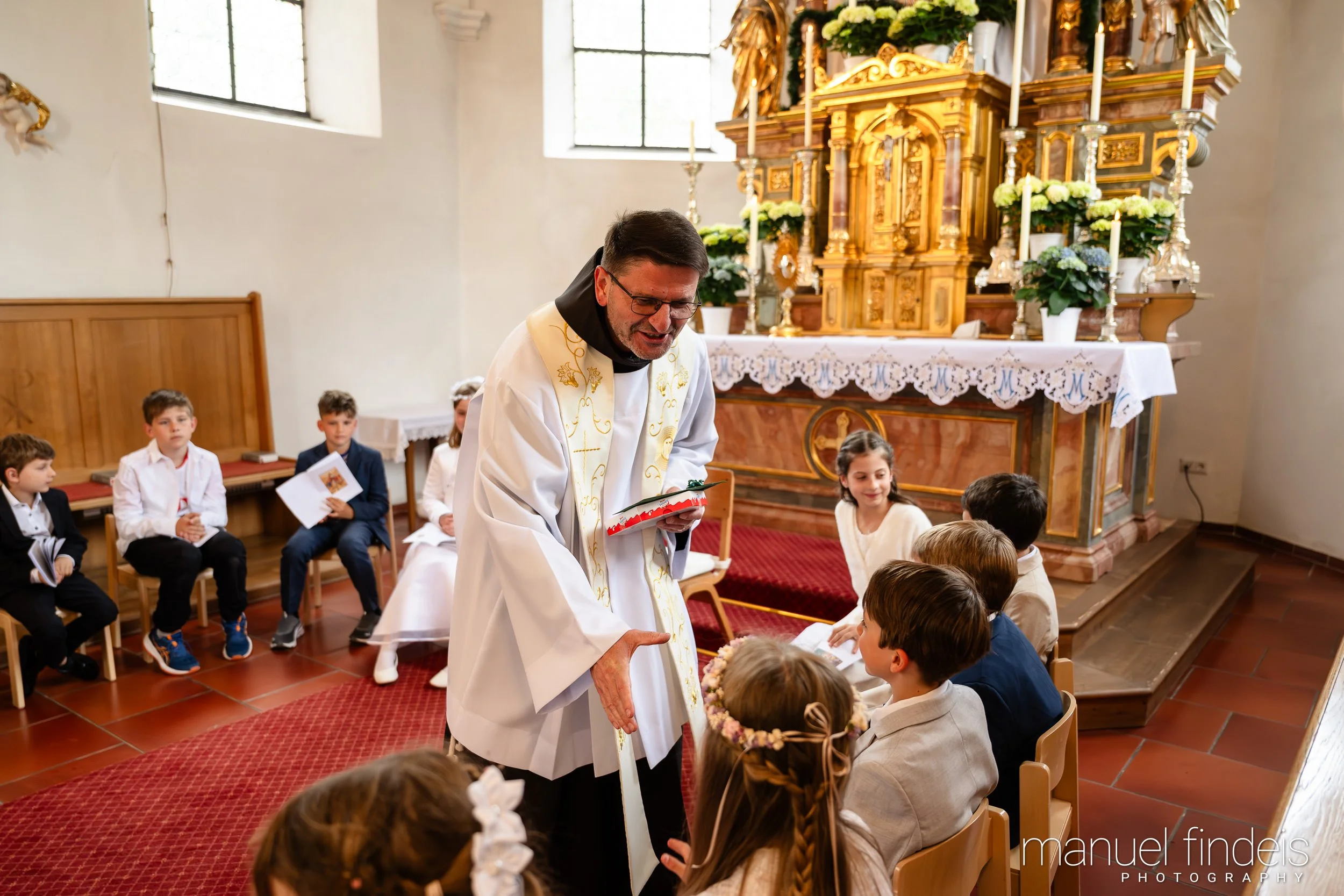 0675_Erstkommunion_2026_www.manuelfindeis.com.jpg