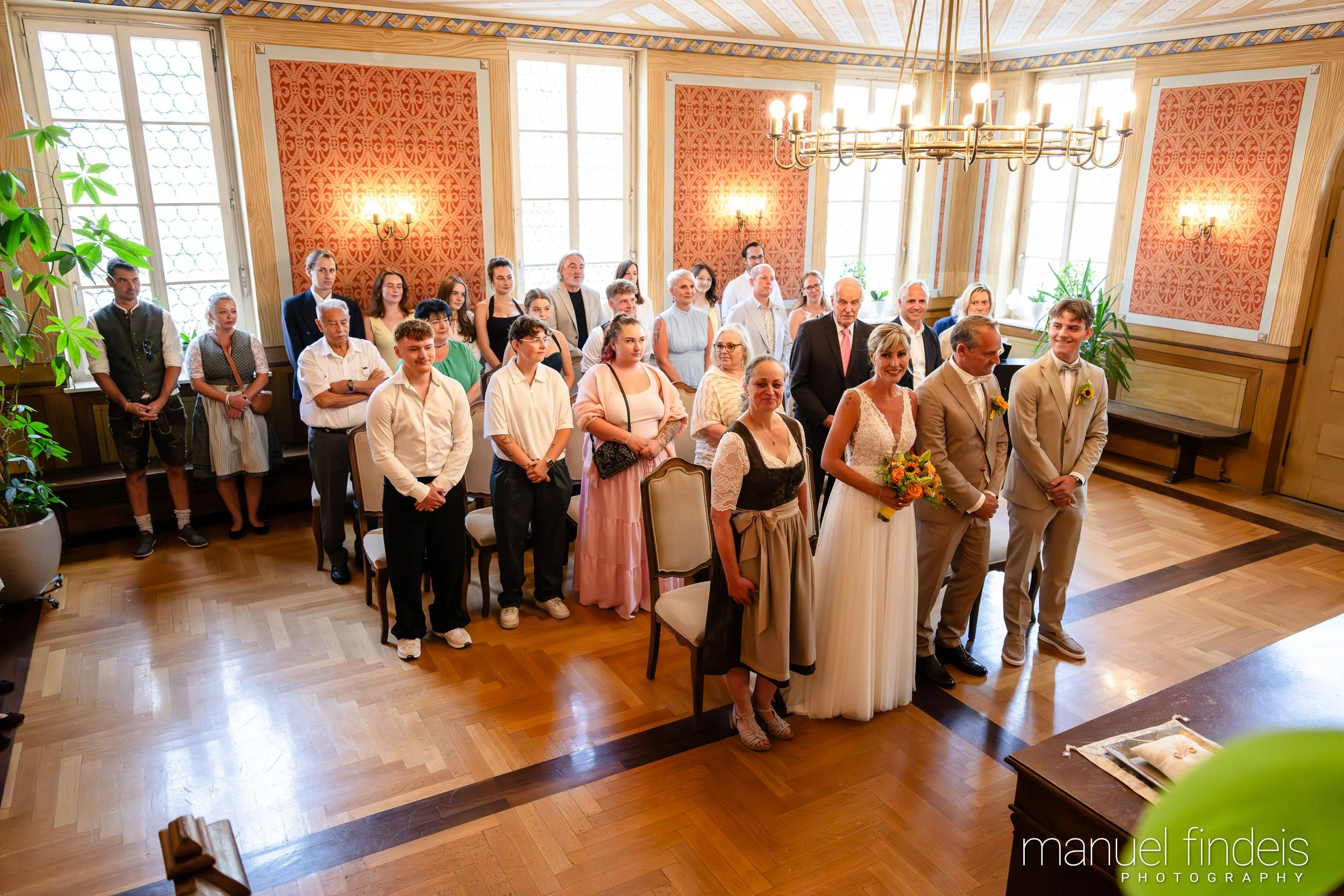 0132_Hochzeit_CuR_www.manuelfindeis.com.jpg