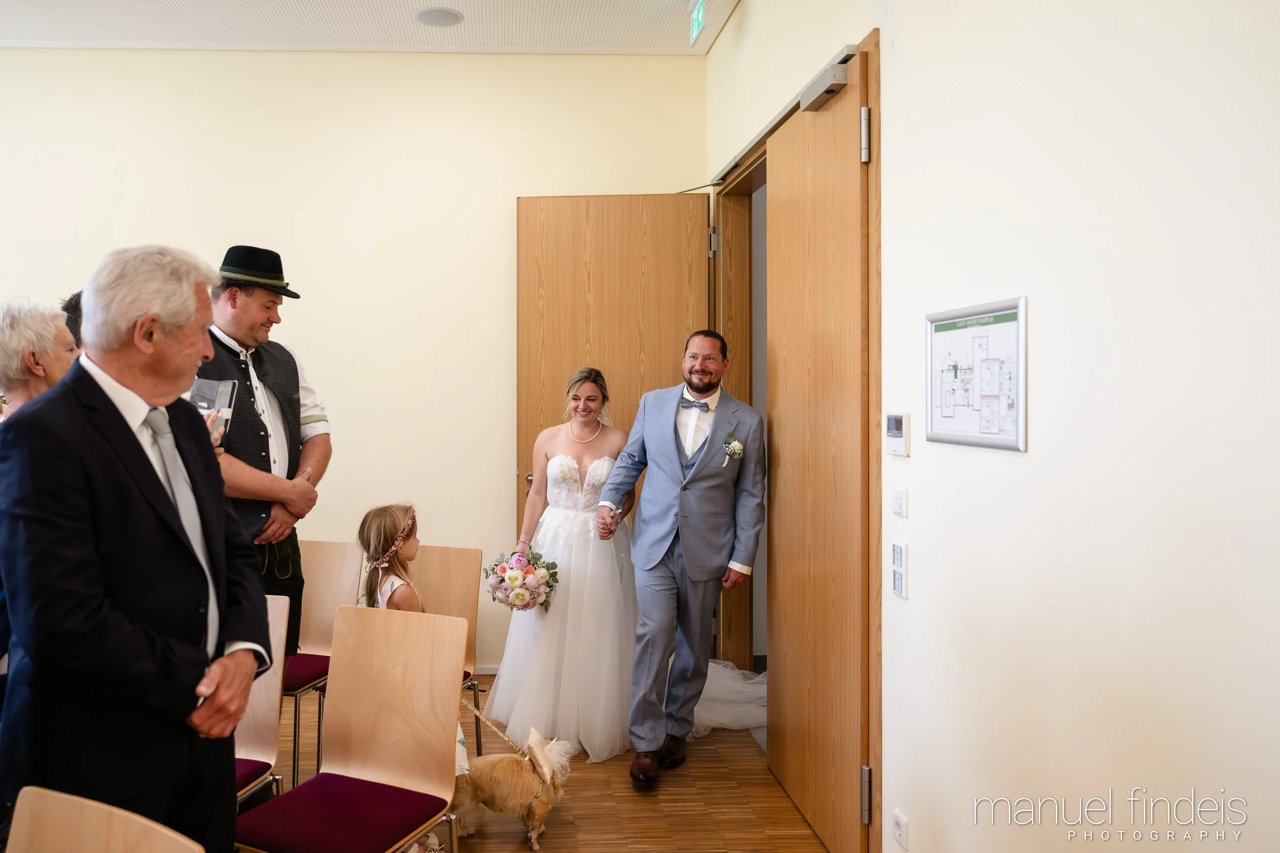0184_Hochzeit_RundS_www.manuelfindeis.com.jpg