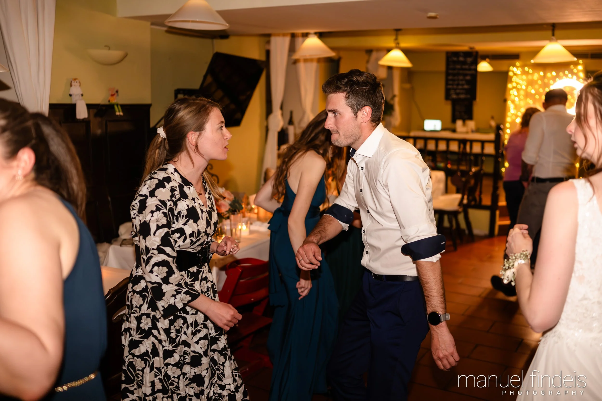 1124_Hochzeit_VuA_www.manuelfindeis.com.jpg