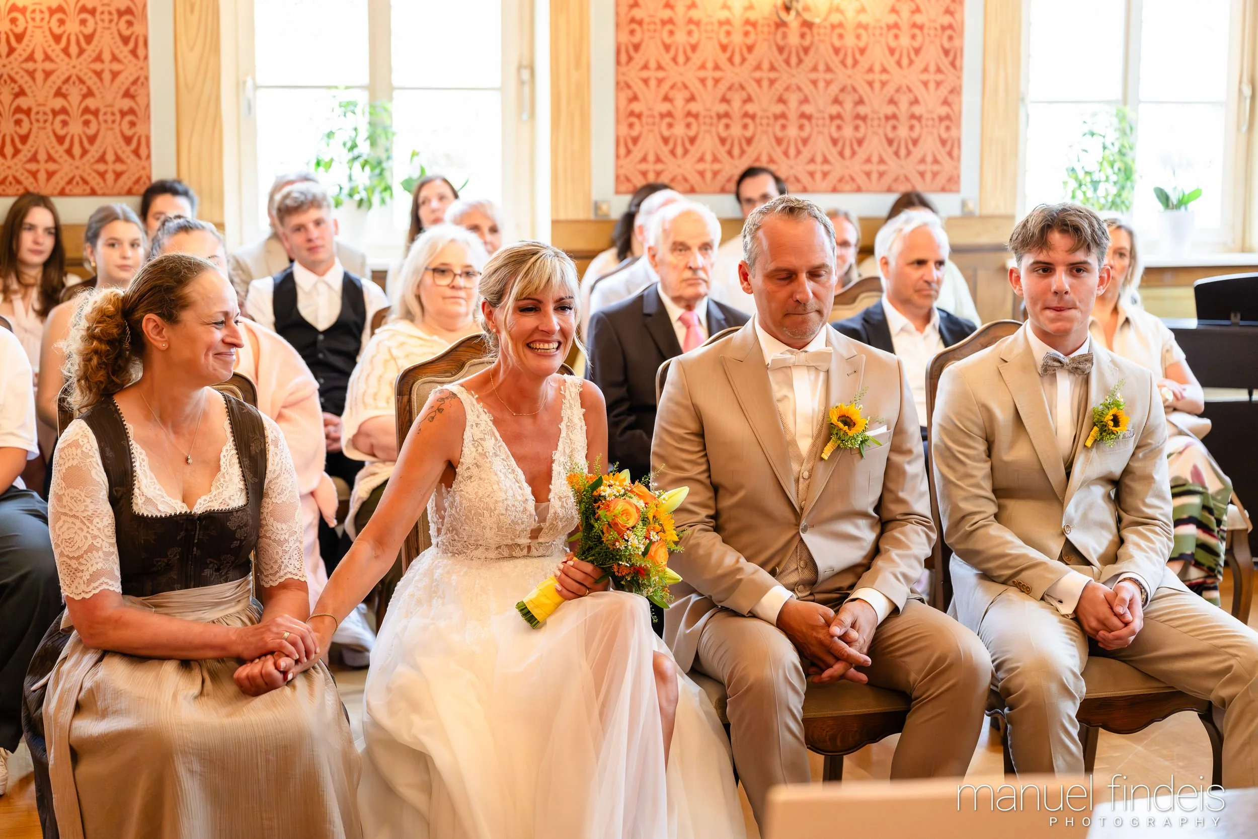 0192_Hochzeit_CuR_www.manuelfindeis.com.jpg