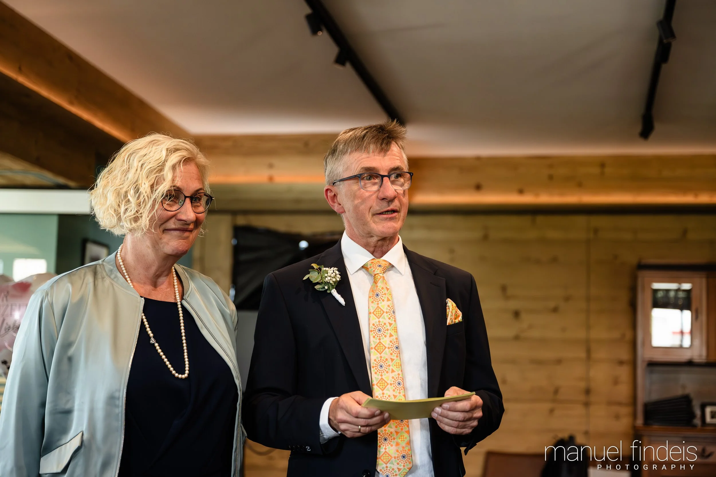 0555_Hochzeit_RundS_www.manuelfindeis.com.jpg