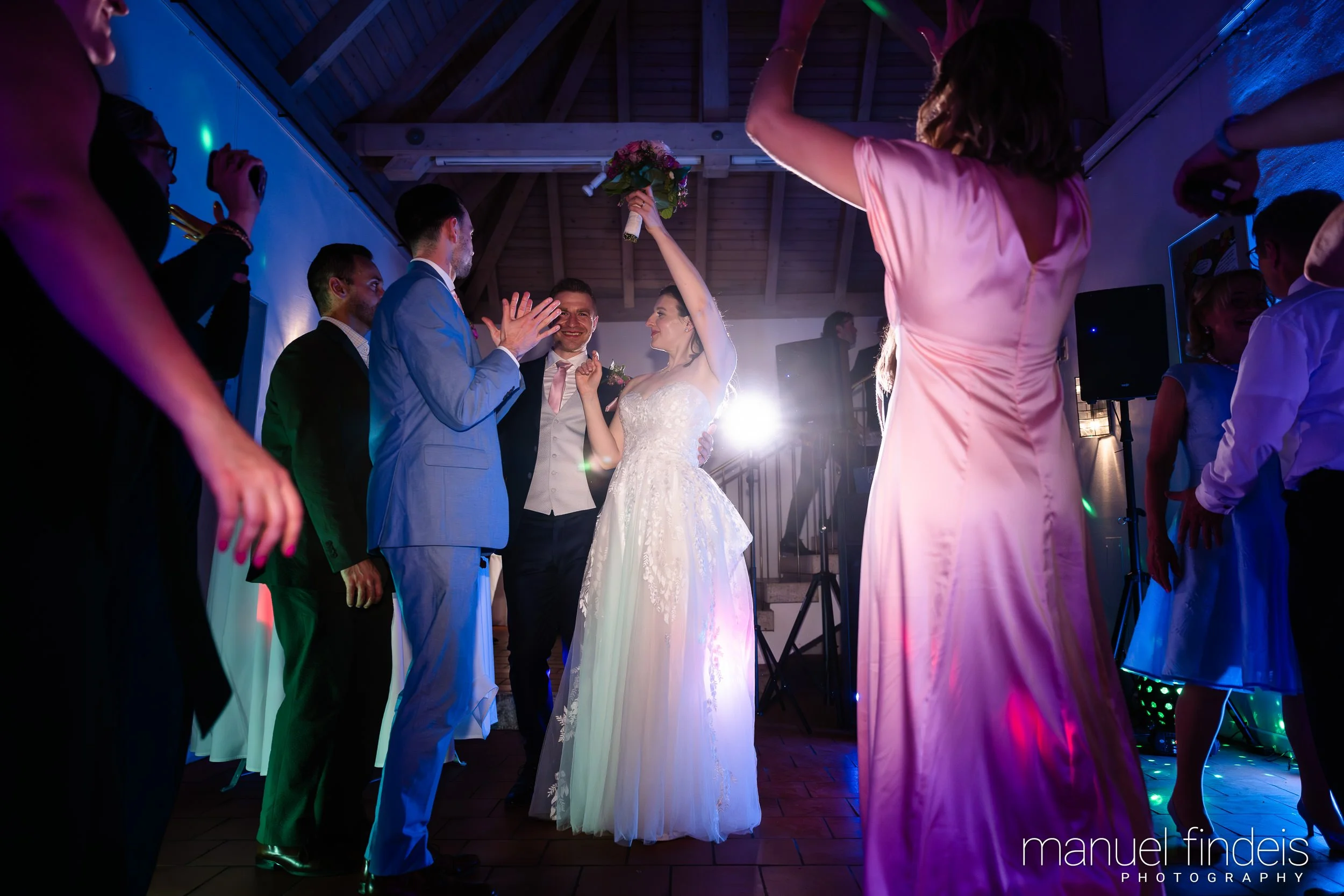 1035_Hochzeit_RuS_www.manuelfindeis.com.jpg