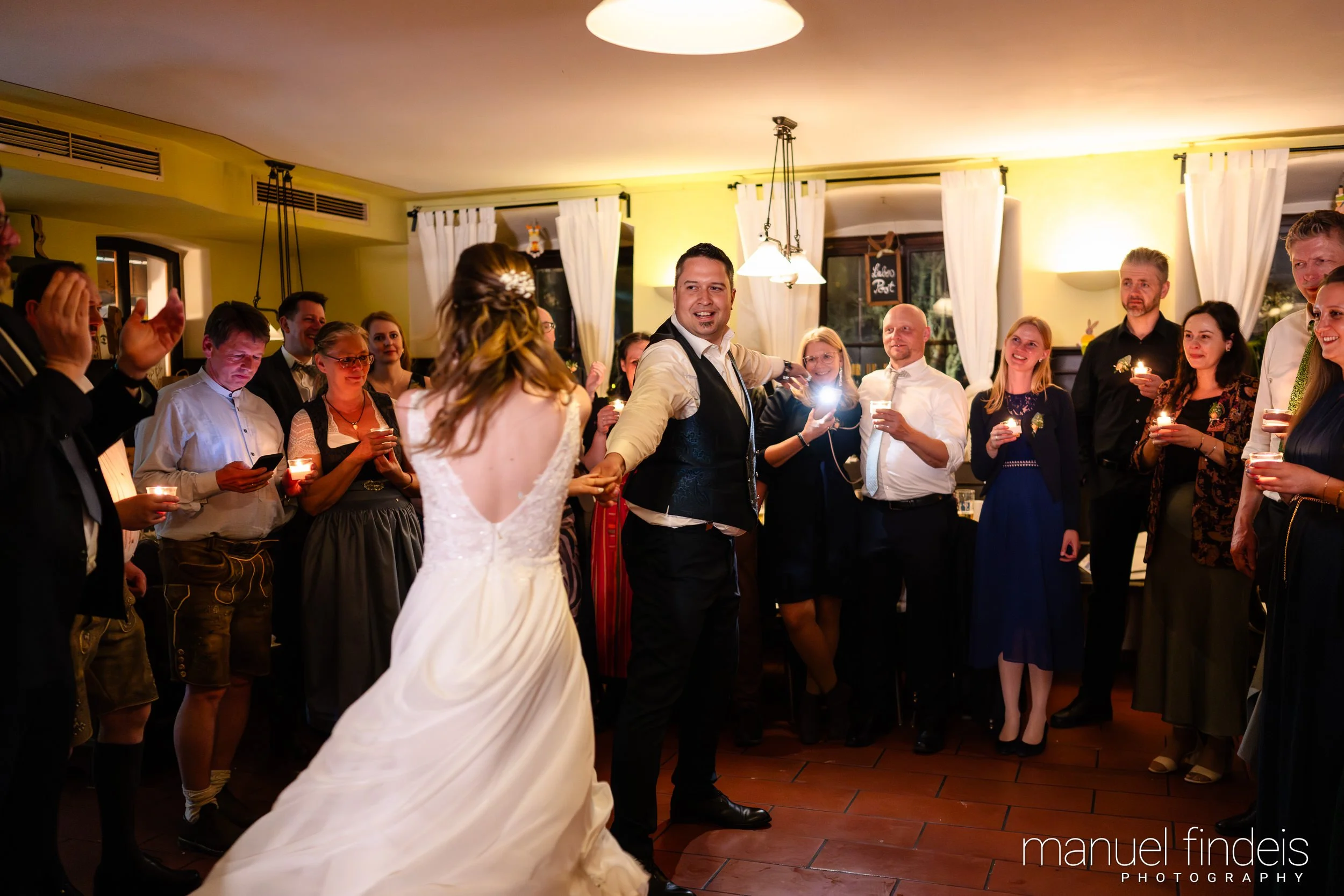 0984_Hochzeit_VuA_www.manuelfindeis.com.jpg