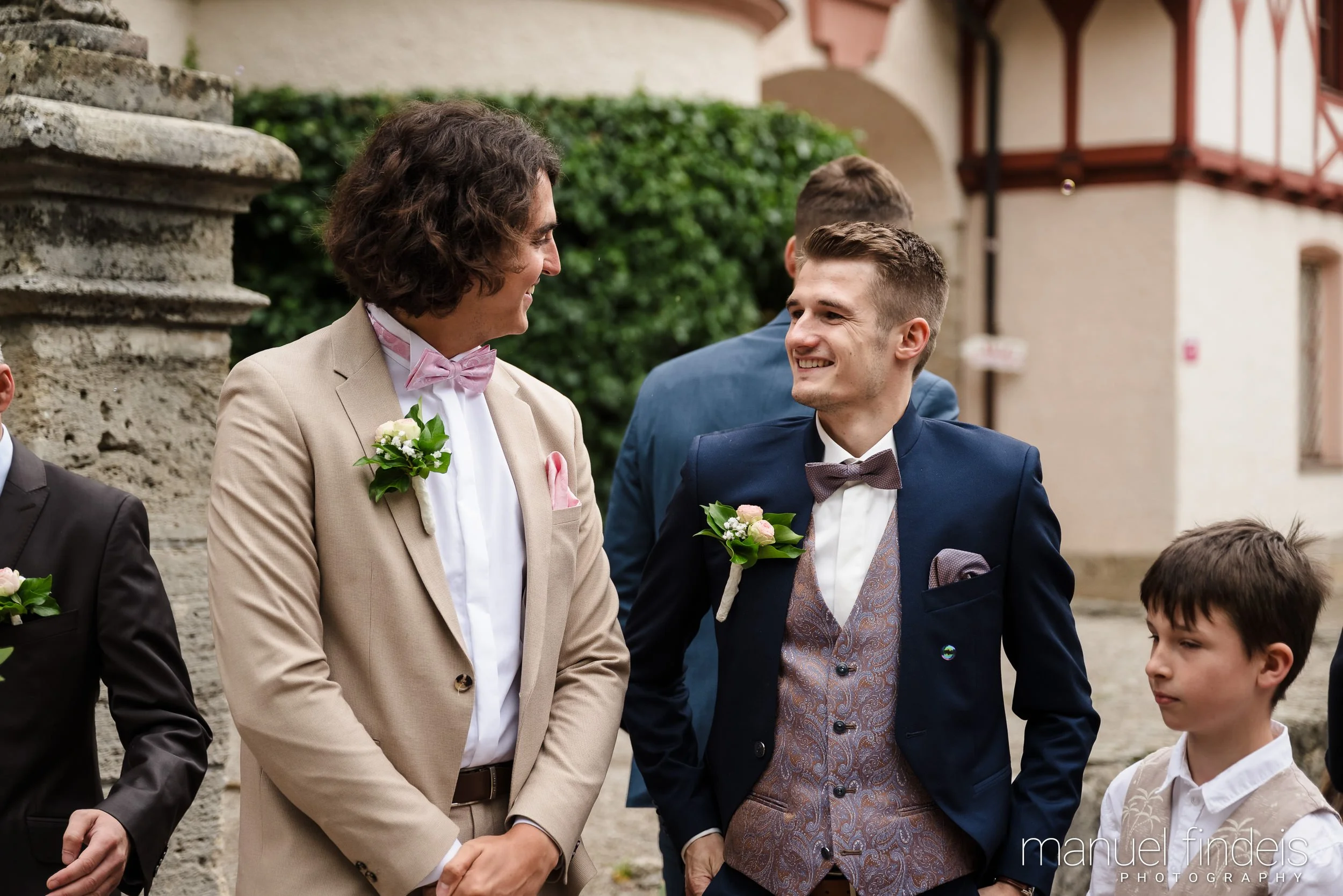 0393_Hochzeit-AuJ_www.manuelfindeis.com.jpg