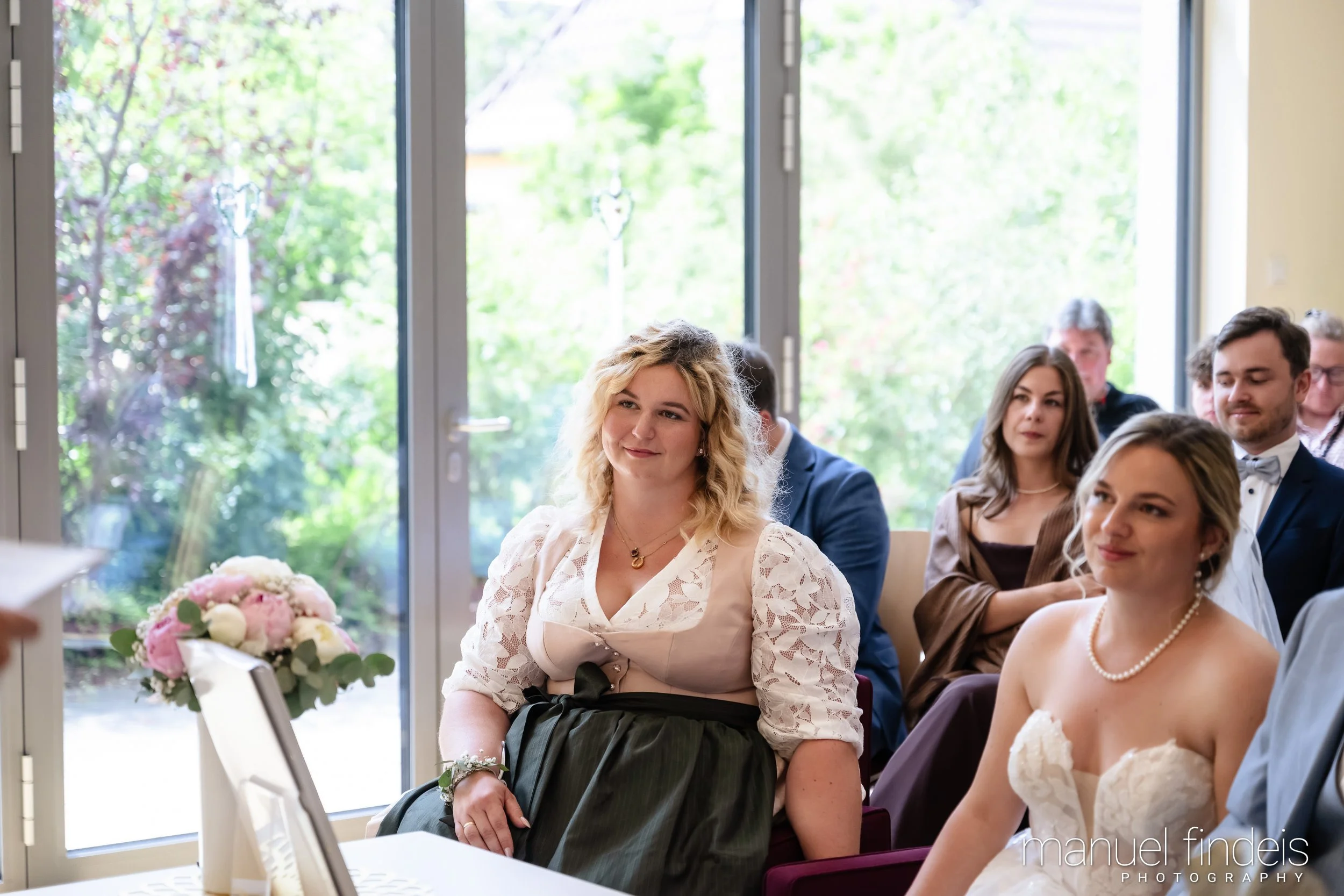 0198_Hochzeit_RundS_www.manuelfindeis.com.jpg