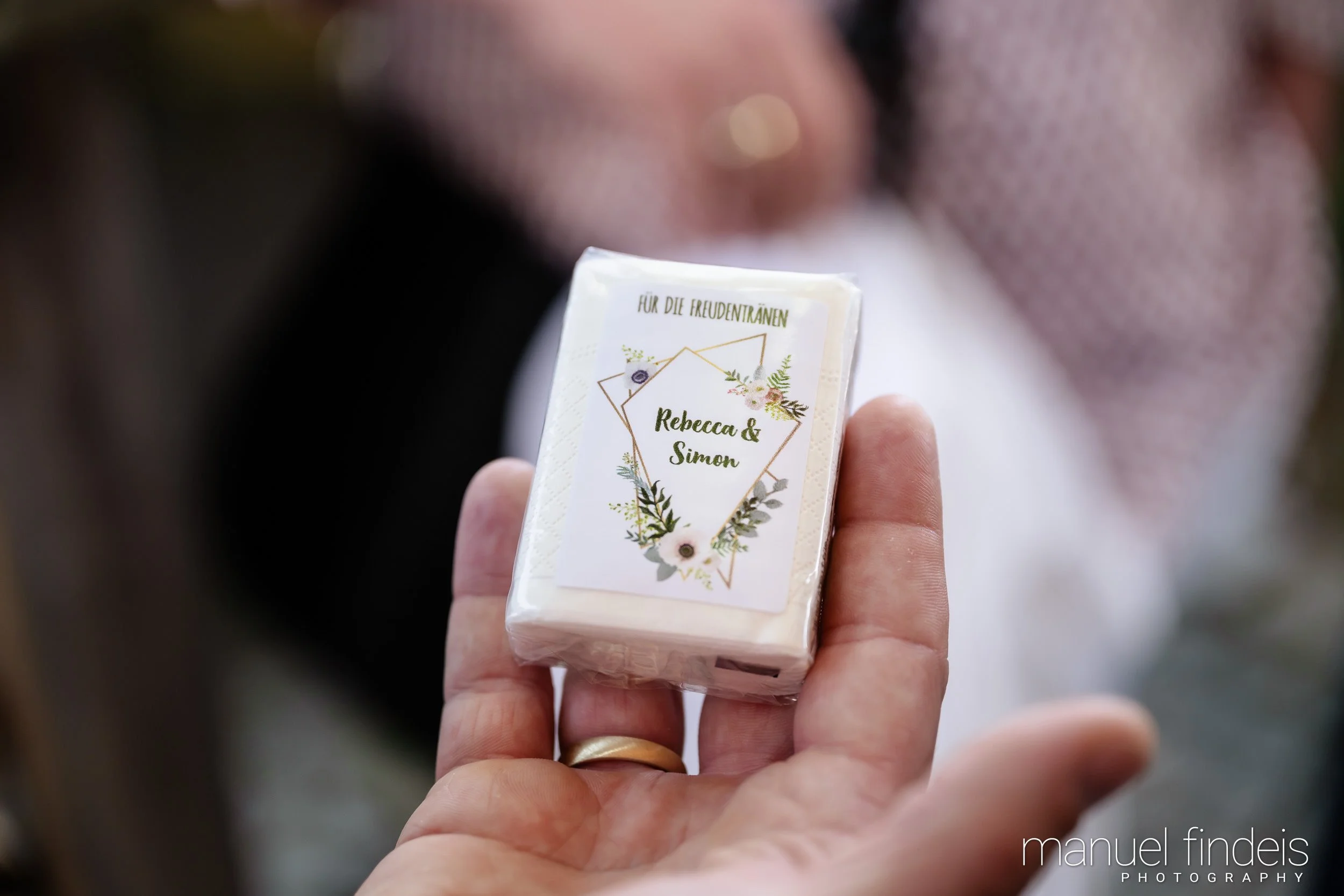 0466_Hochzeit_RundS_www.manuelfindeis.com.jpg
