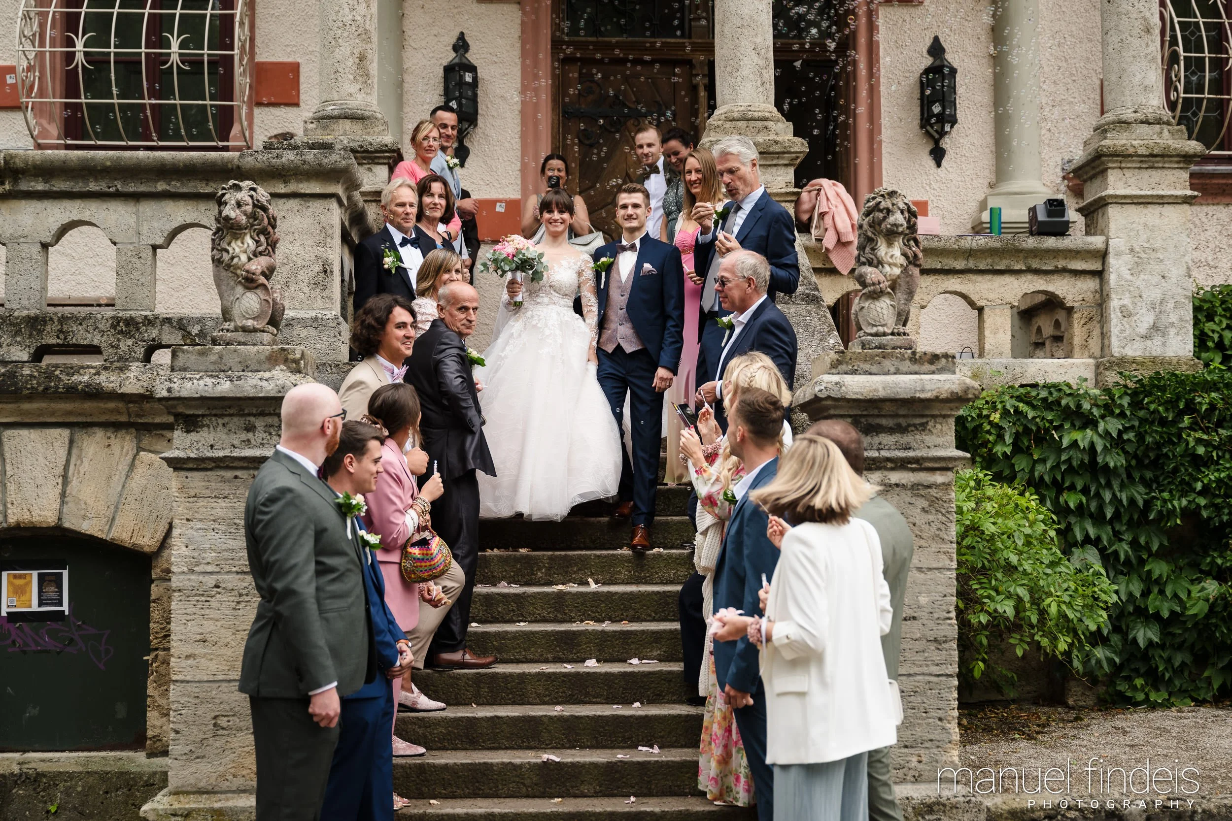 0279_Hochzeit-AuJ_www.manuelfindeis.com.jpg