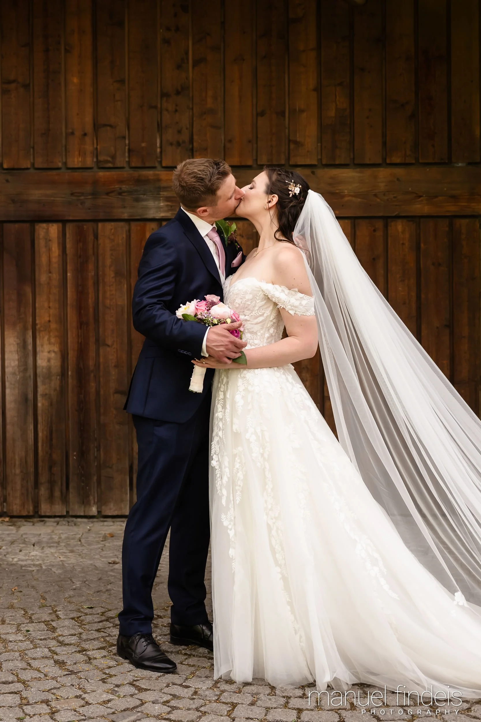 0588_Hochzeit_Rus_www.manuelfindeis.com.jpg