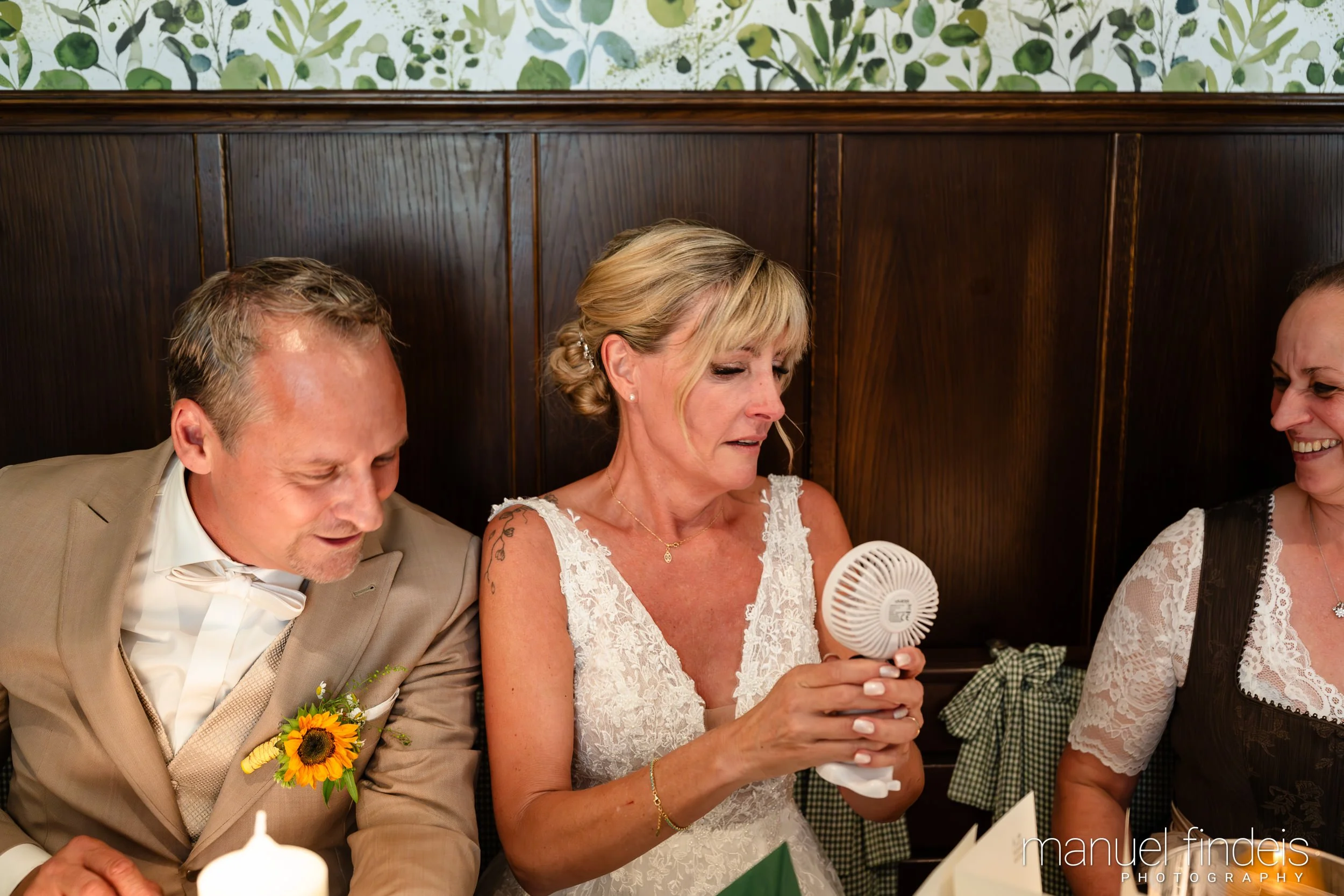 0455_Hochzeit_CuR_www.manuelfindeis.com.jpg