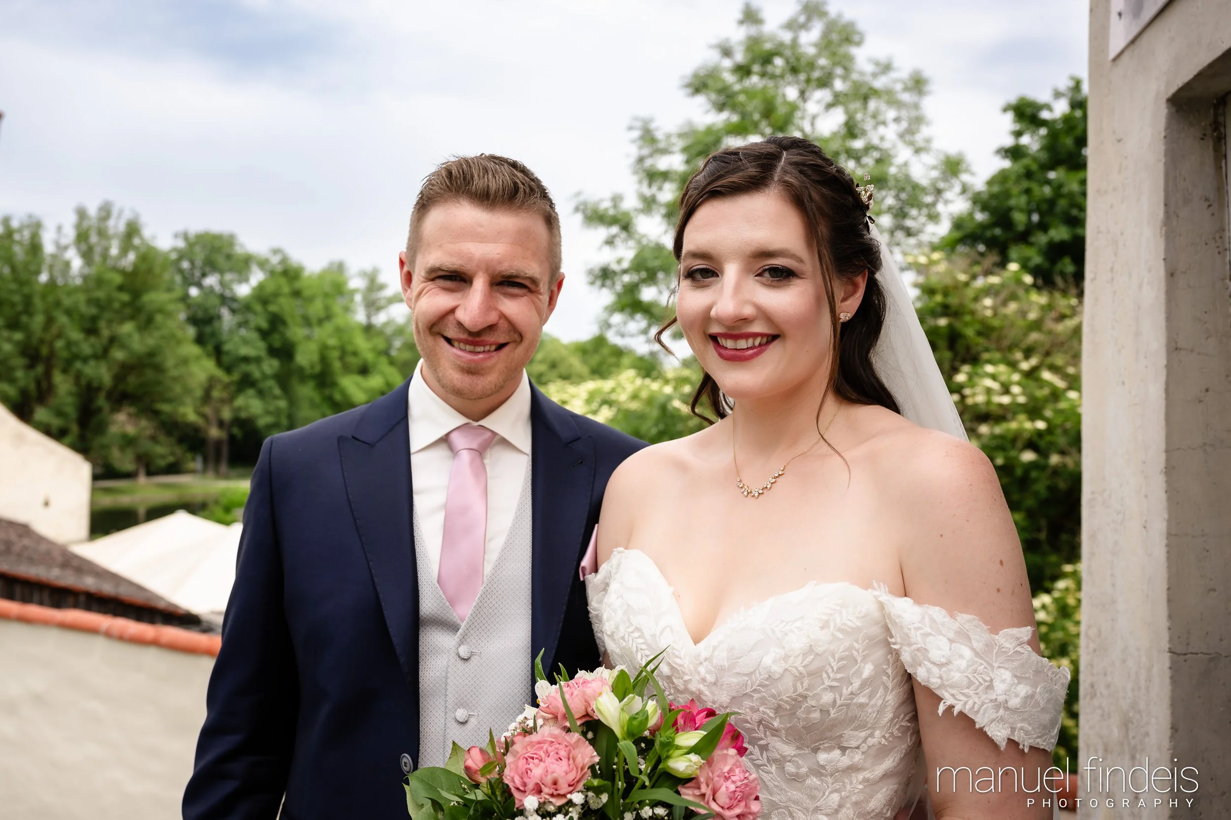 0063_Hochzeit_RuS_www.manuelfindeis.com.jpg