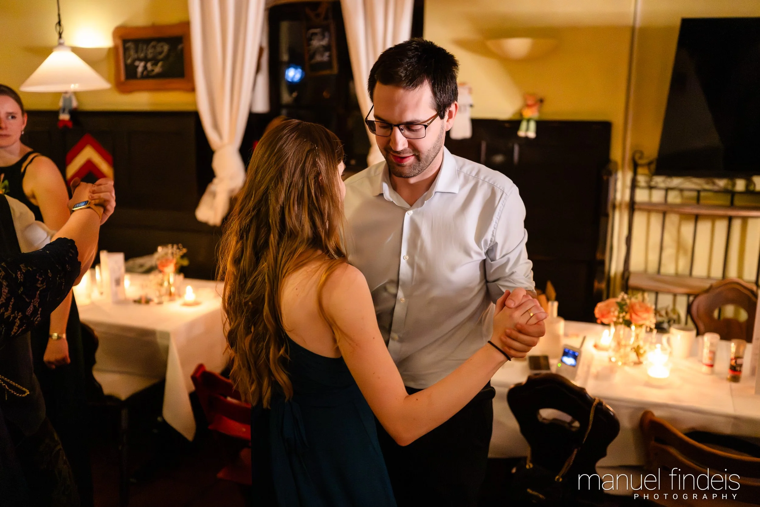 1036_Hochzeit_VuA_www.manuelfindeis.com.jpg