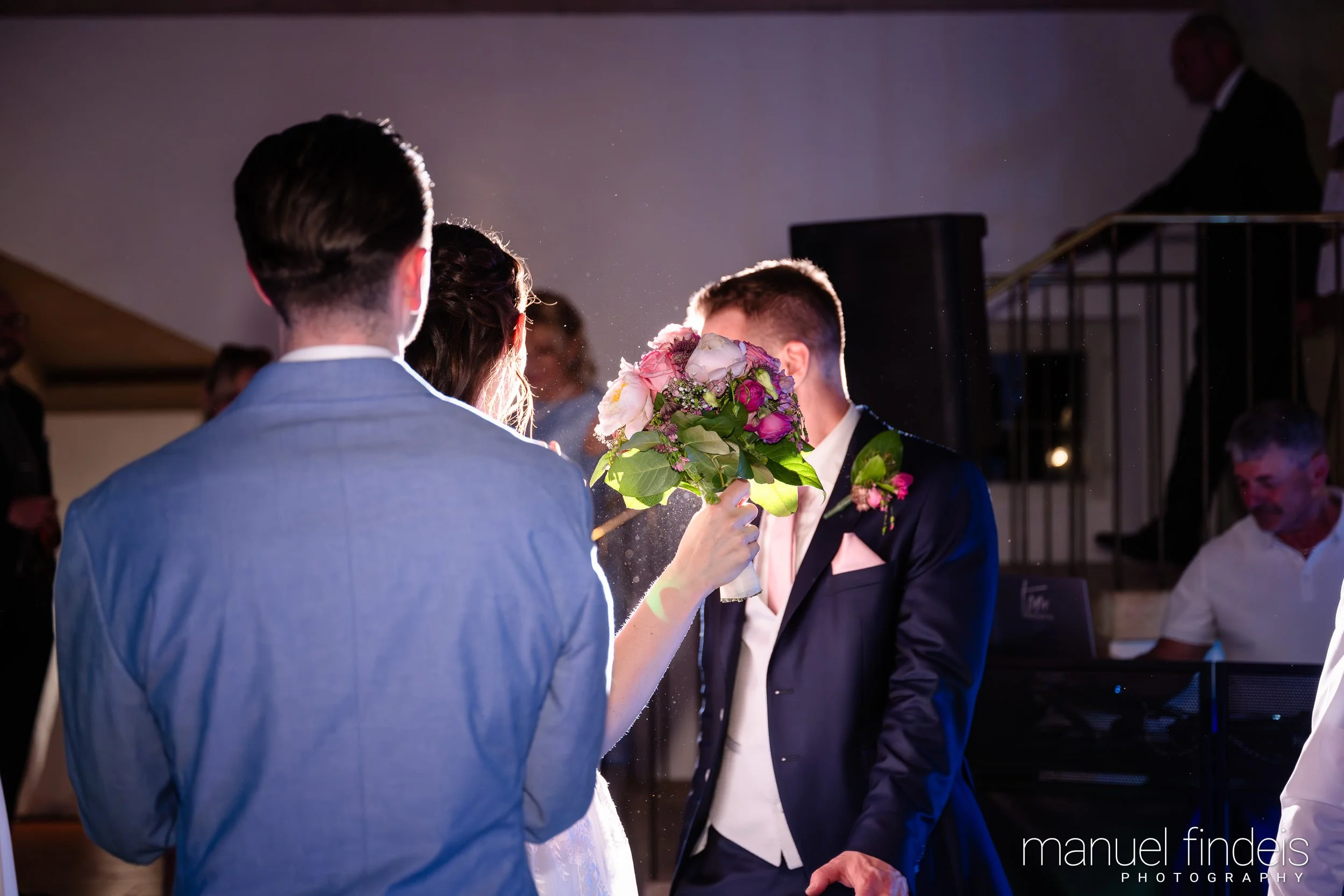 1031_Hochzeit_RuS_www.manuelfindeis.com.jpg