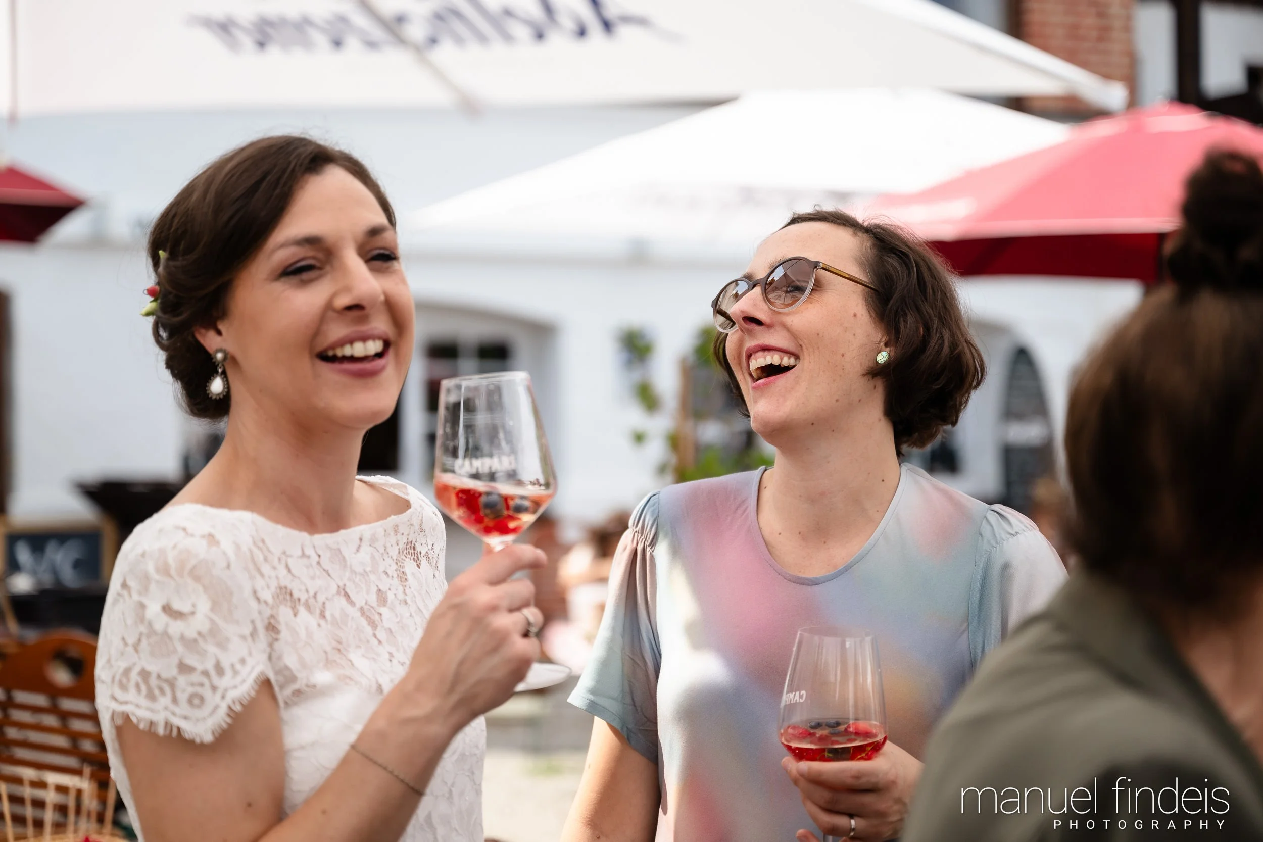 0489_Hochzeit-BuL_www.manuelfindeis.com.jpg