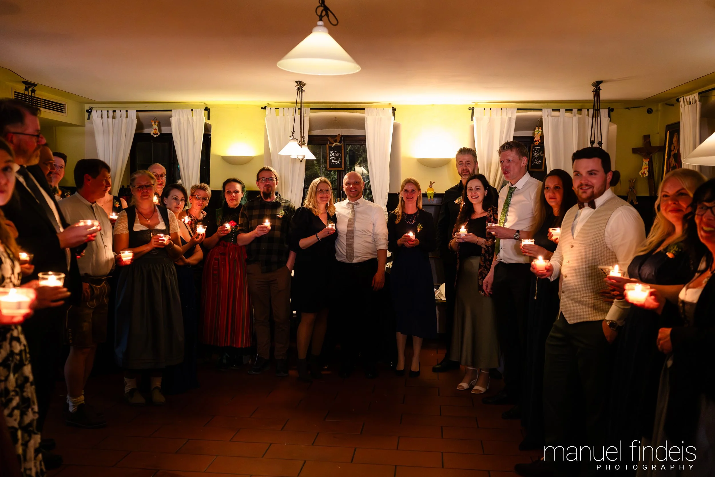 0908_Hochzeit_VuA_www.manuelfindeis.com.jpg