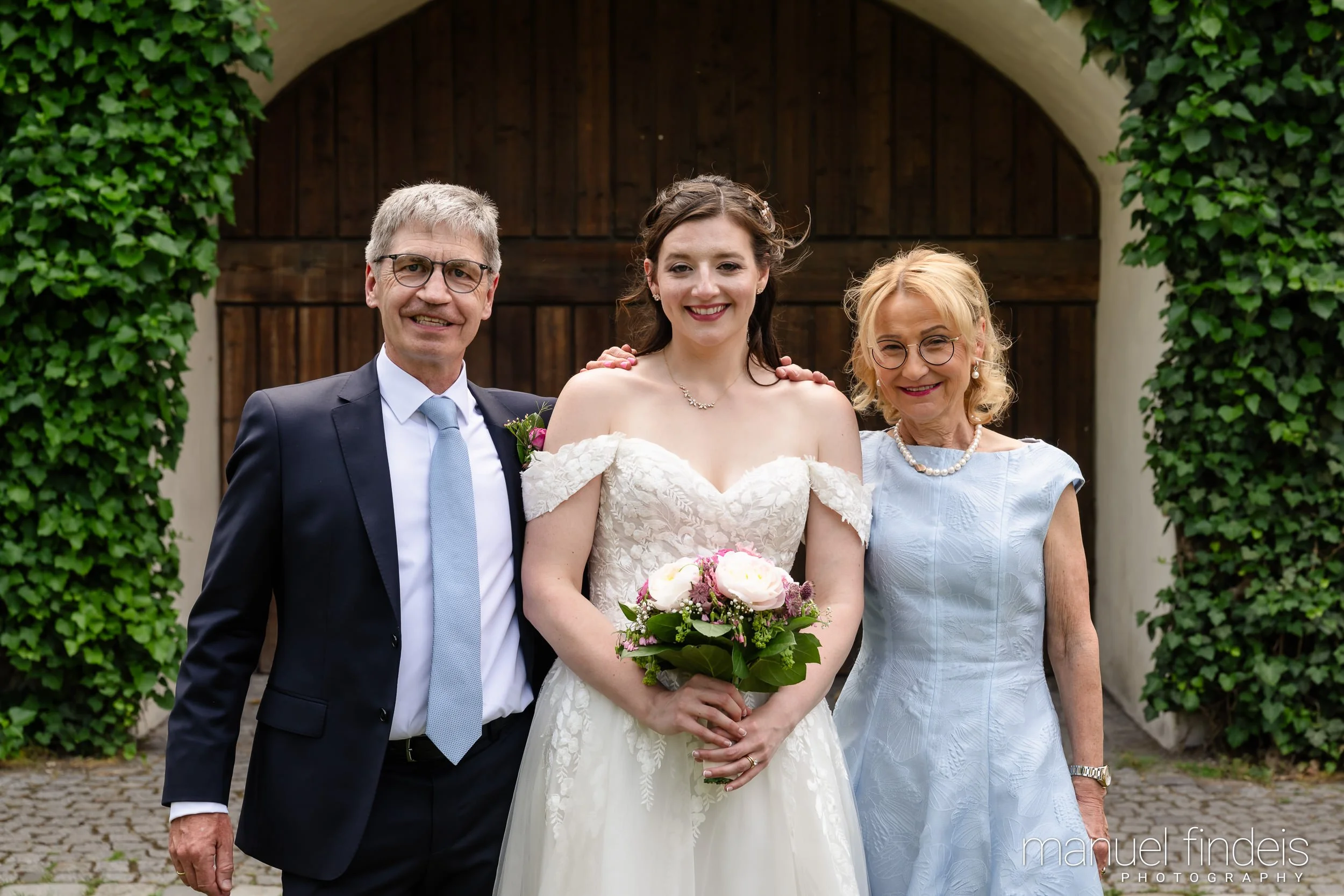 0406_Hochzeit_Rus_www.manuelfindeis.com.jpg
