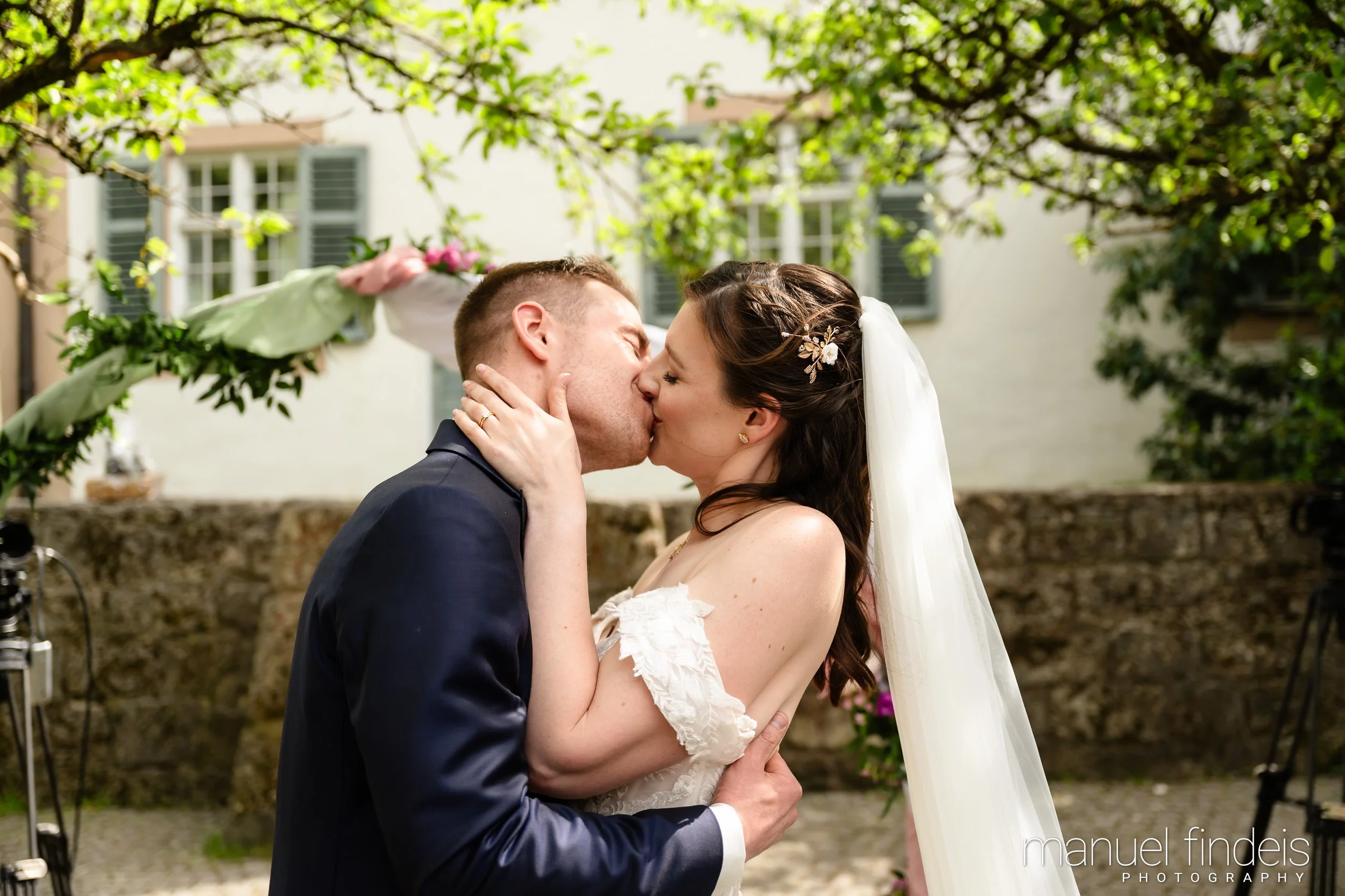 0238_Hochzeit_RuS_www.manuelfindeis.com.jpg