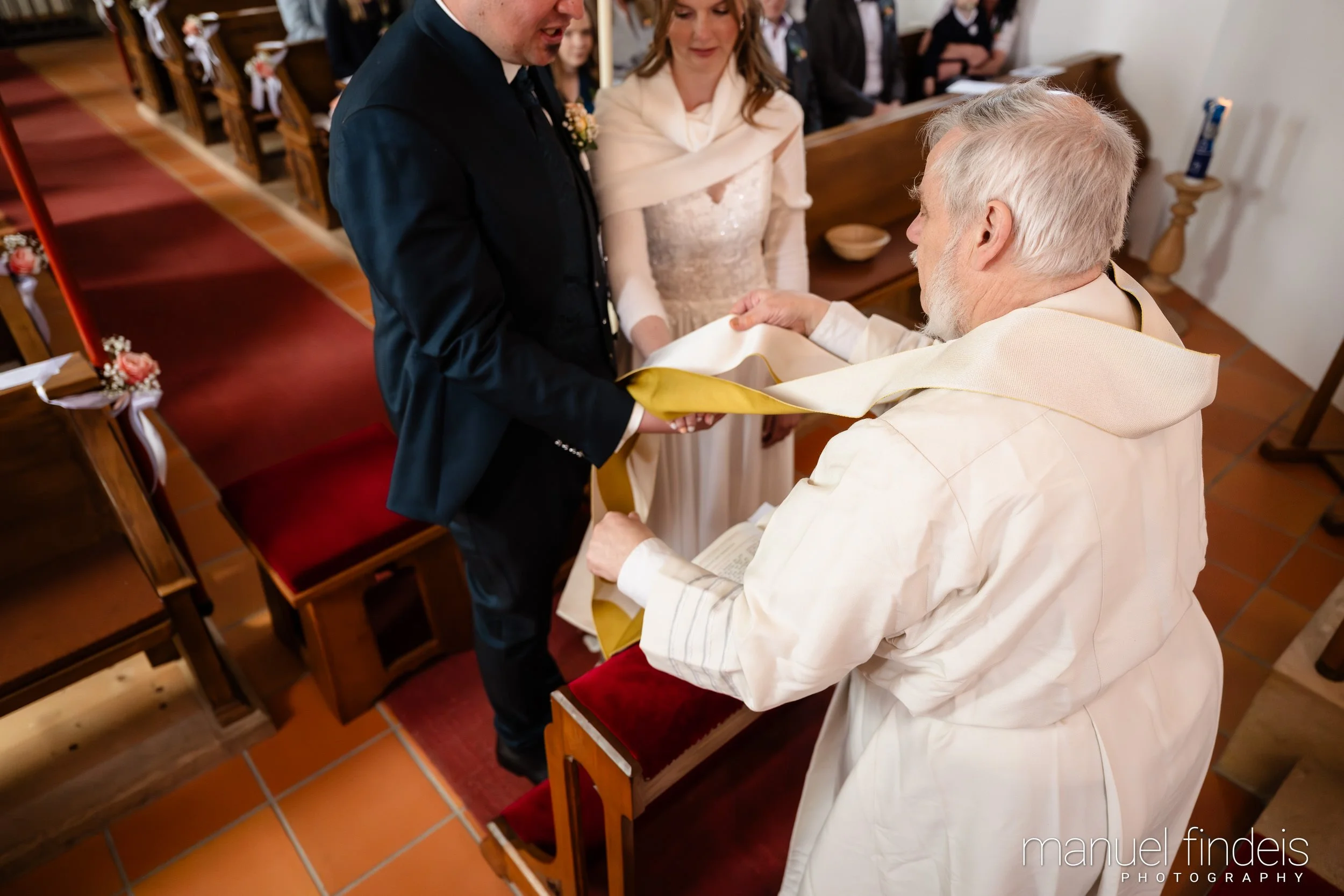 0283_Hochzeit_VuA_www.manuelfindeis.com.jpg