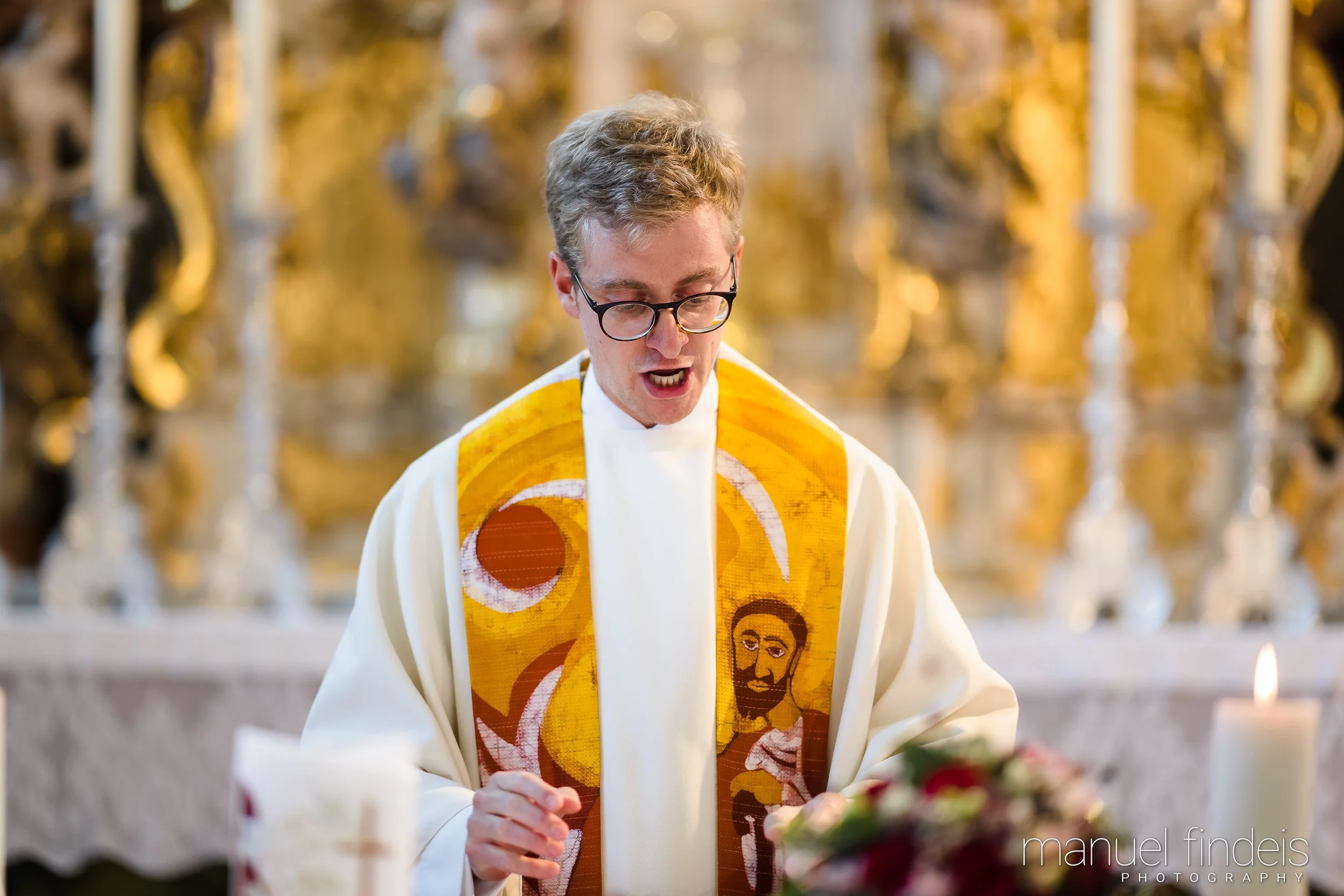 0271_Hochzeit-MuR-Kirche_www.manuelfindeis.com.jpg