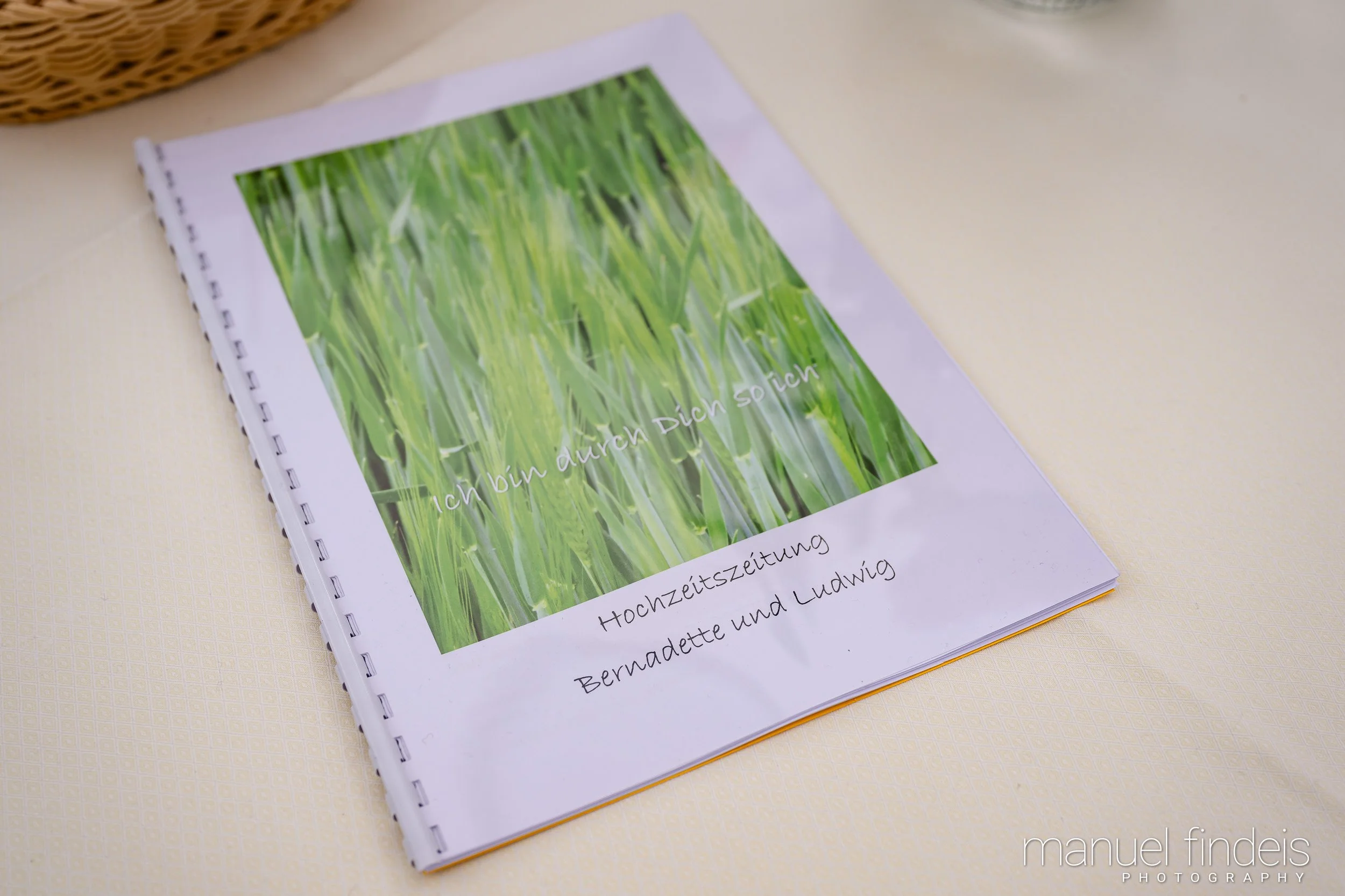 0475_Hochzeit-BuL_www.manuelfindeis.com.jpg