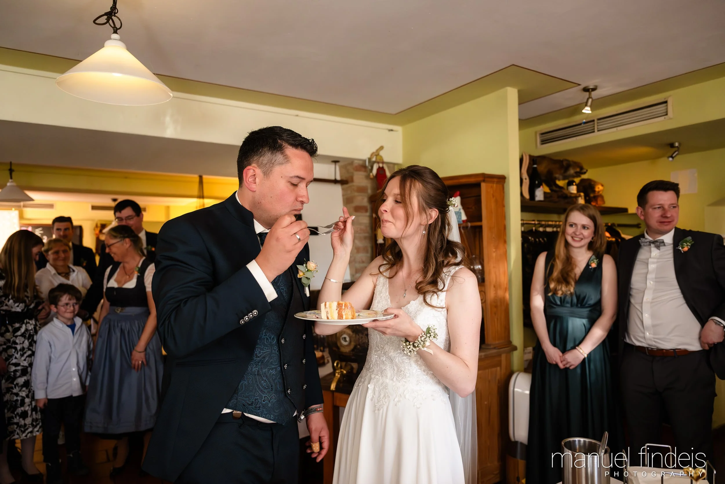 0755_Hochzeit_VuA_www.manuelfindeis.com.jpg
