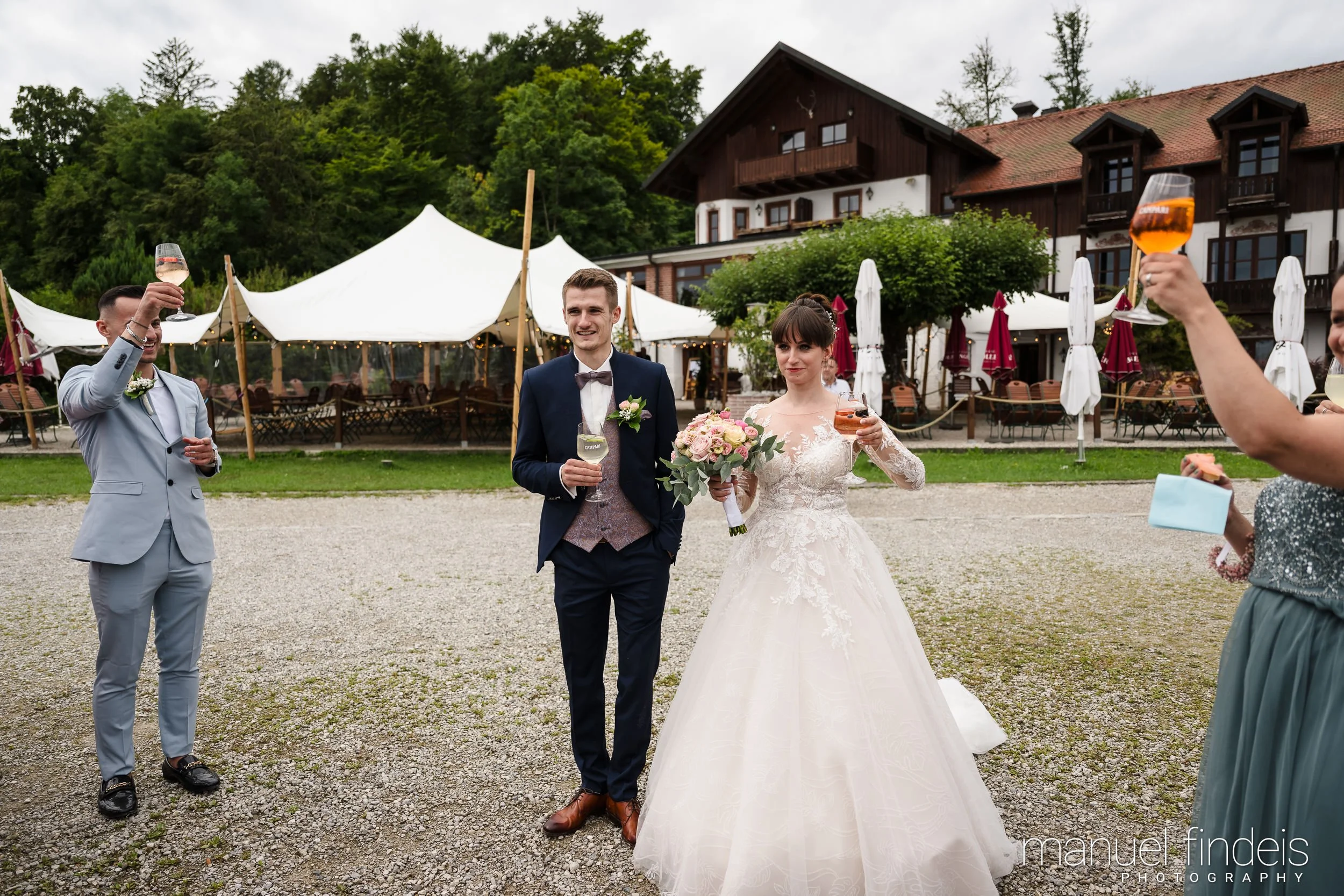 0623_Hochzeit-AuJ_www.manuelfindeis.com.jpg